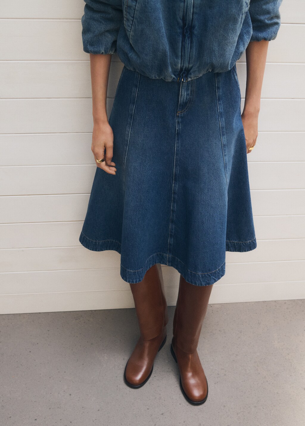 Botte en cuir avec boucle décorative - Femme | MANGO OUTLET France métropolitaine