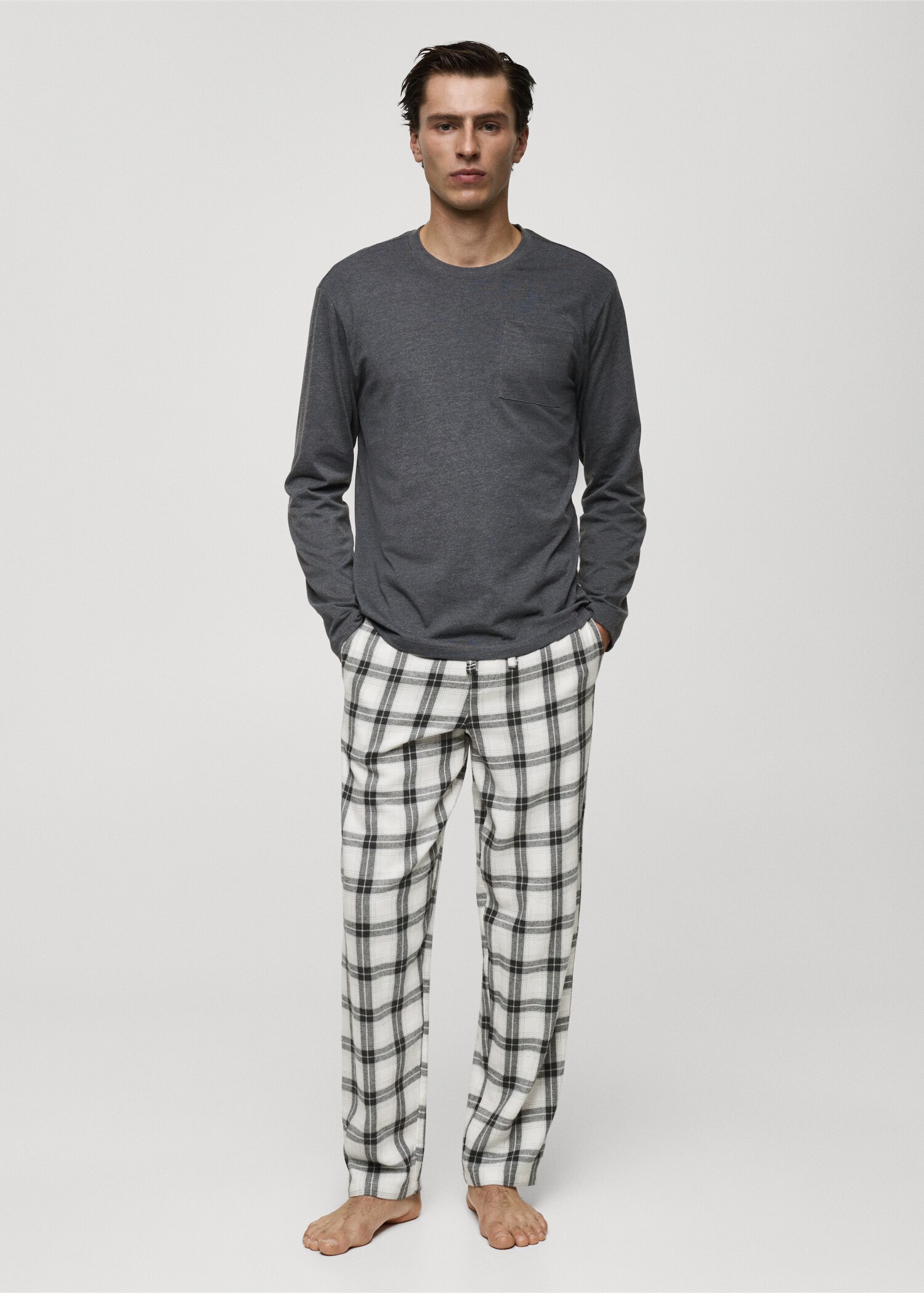 Set de pijama combinat din bumbac 100 % în carouri - Plan general