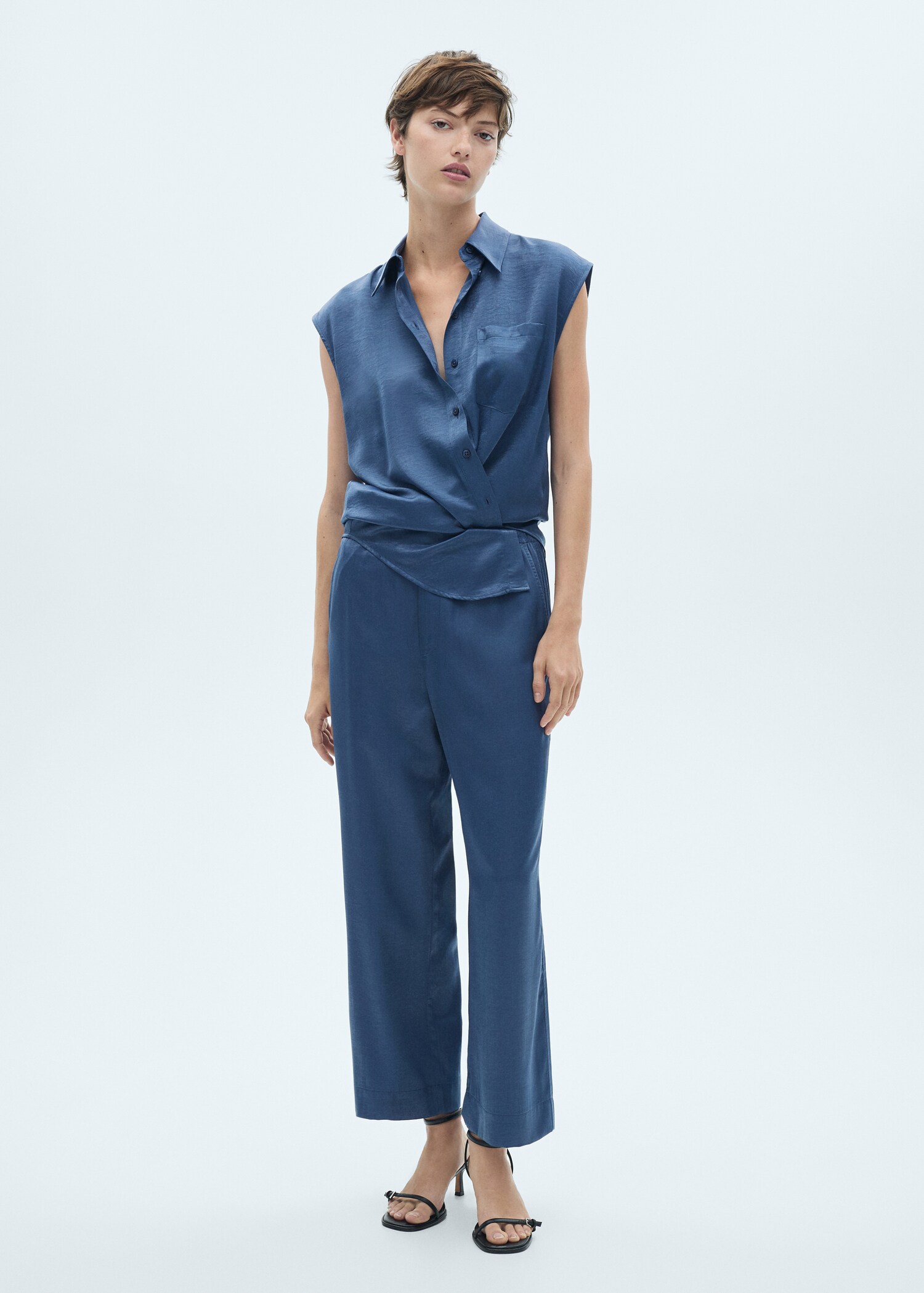 Satin crop trousers - General plane