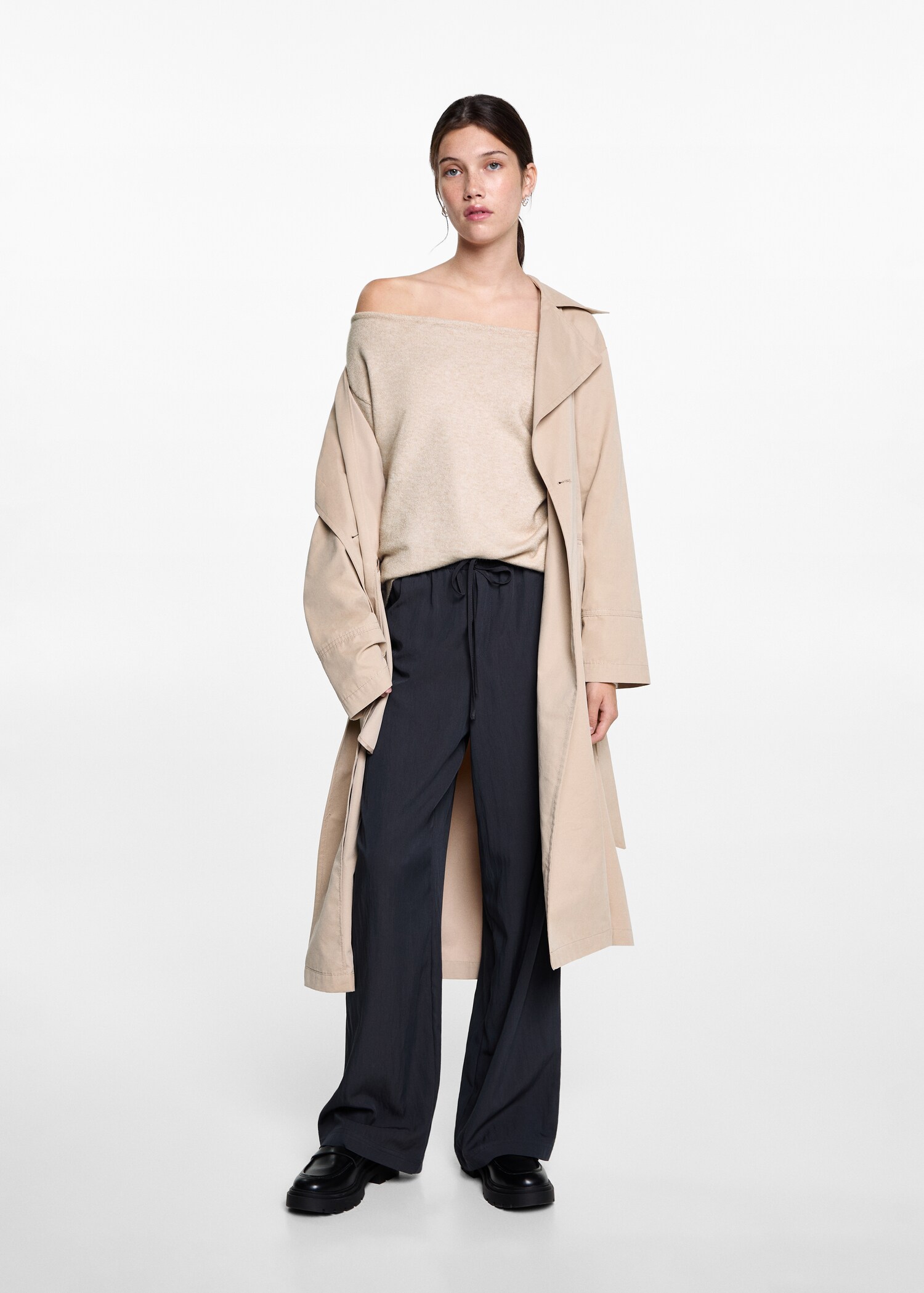 Boat-neck knitted sweater - General plane