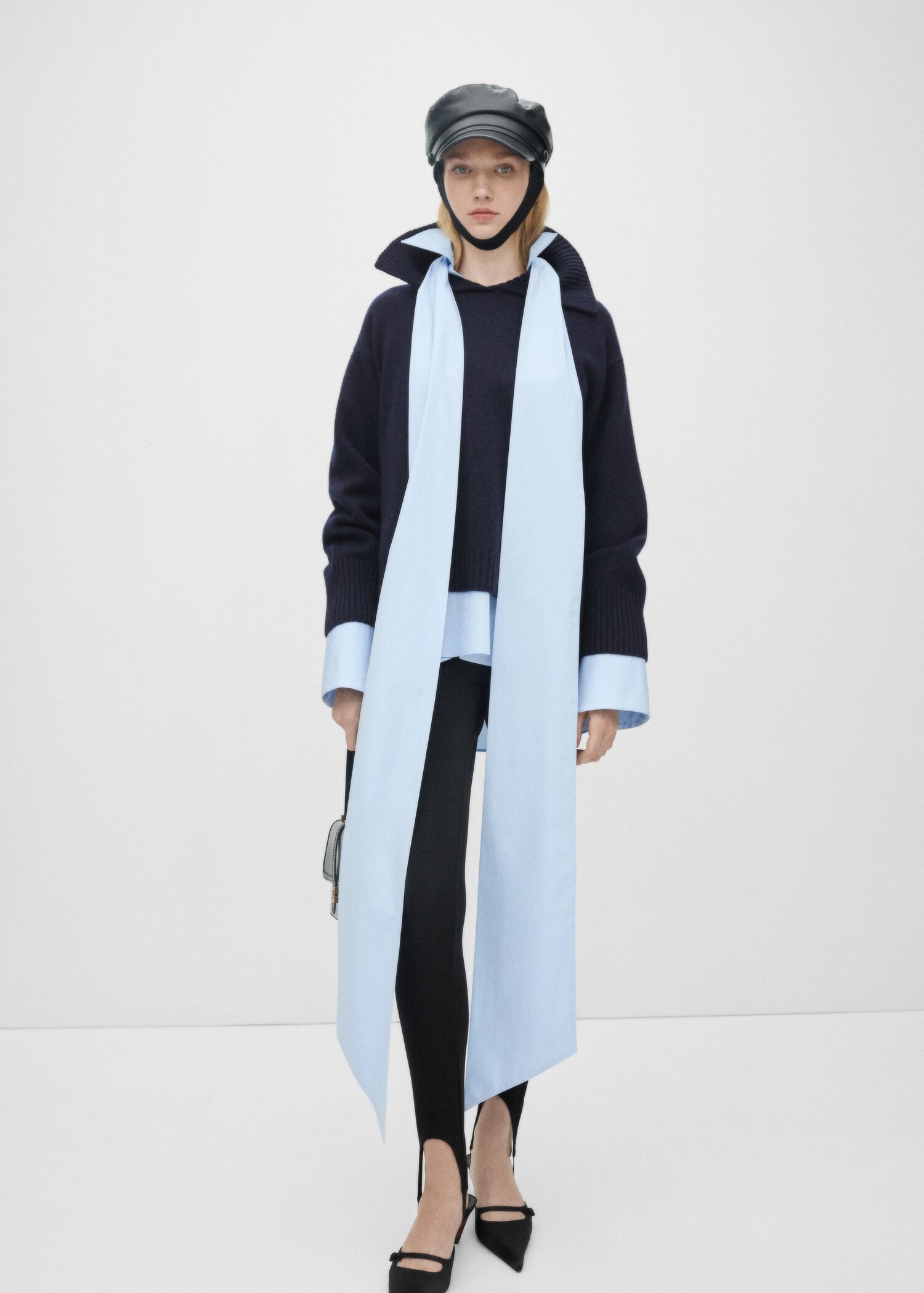 100% wool sweater with lapel collar - General plane