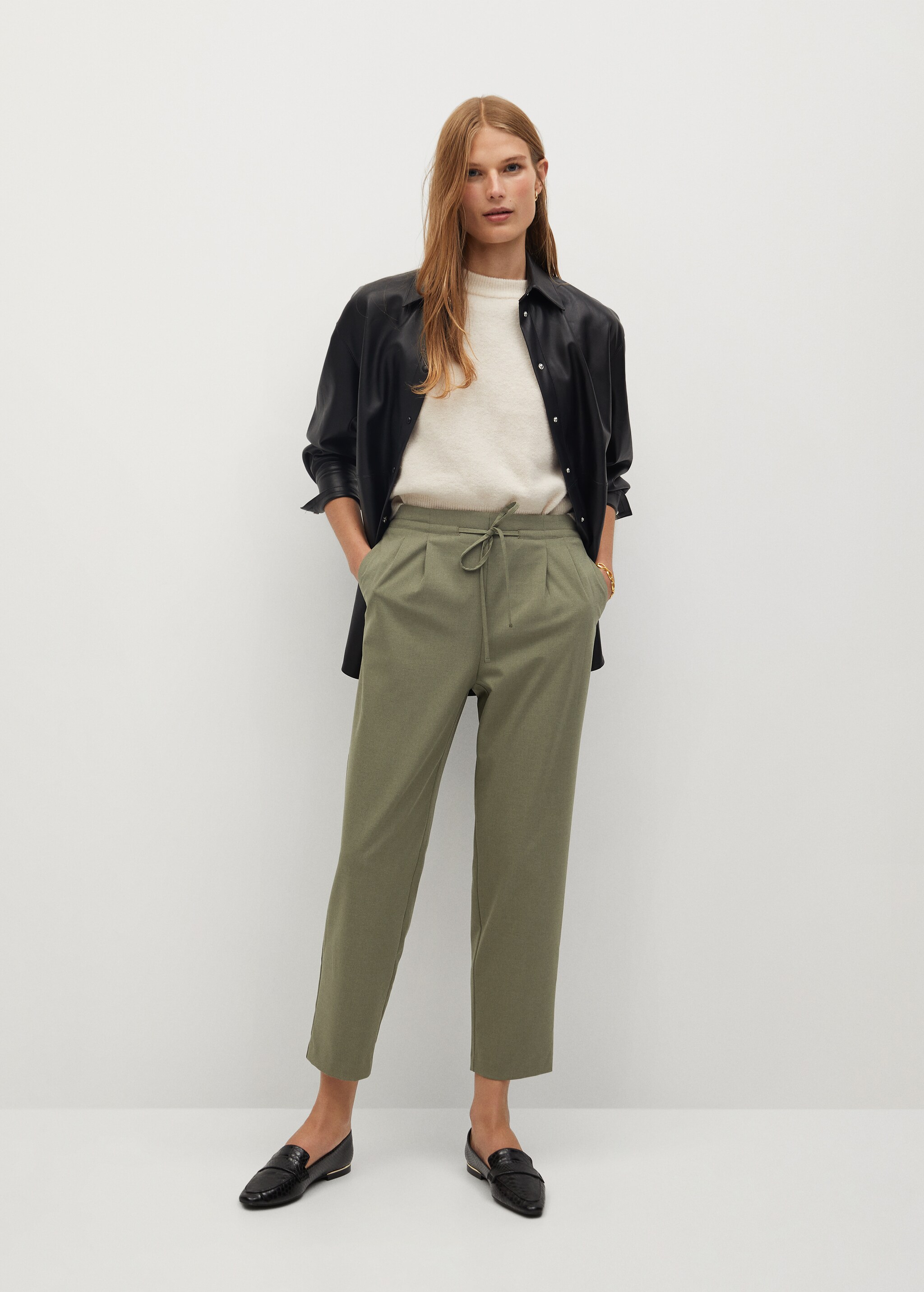 Elastic waist trousers - General plane
