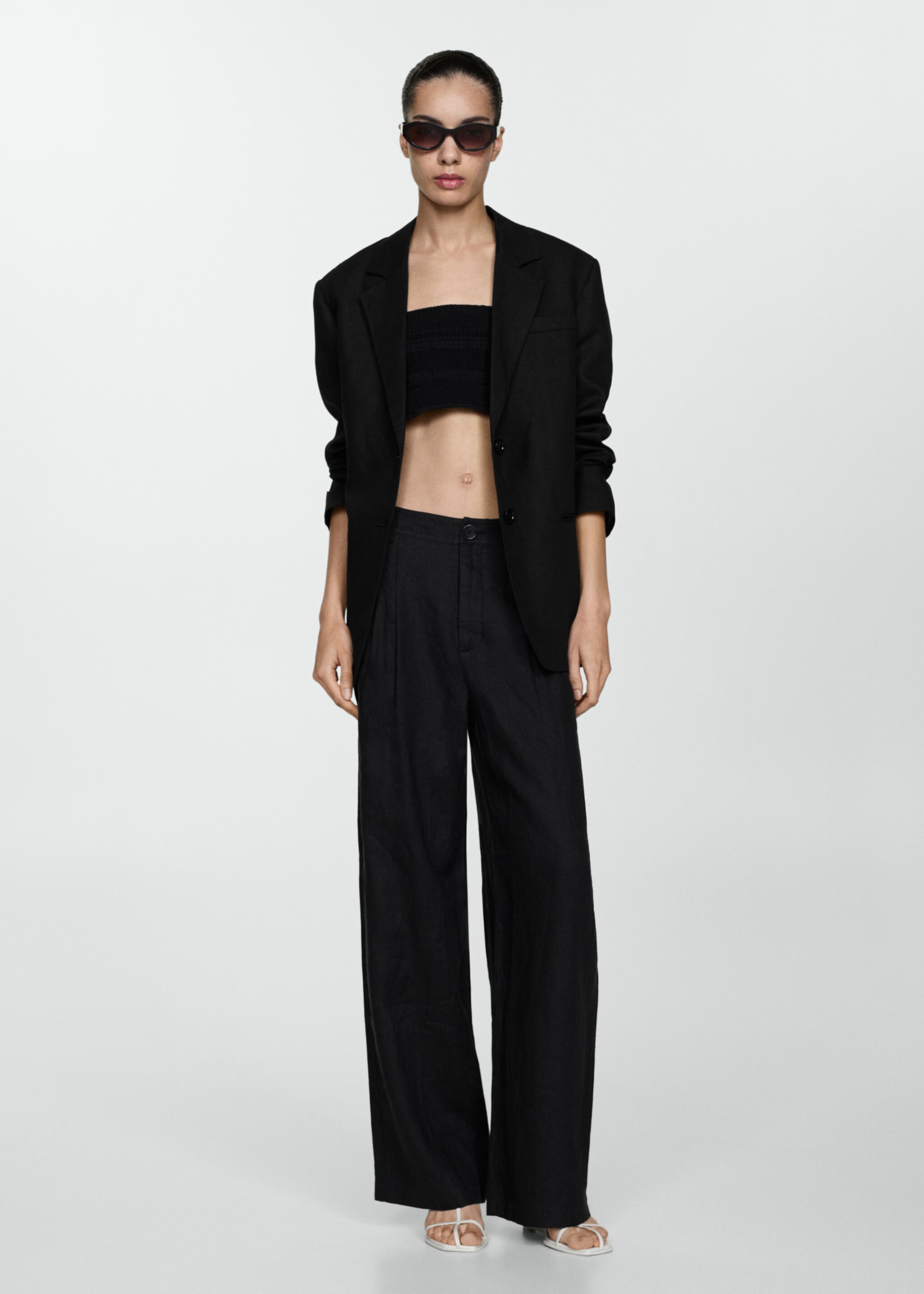Textured crop top - General plane, Black. Ref: 77020361-00.
