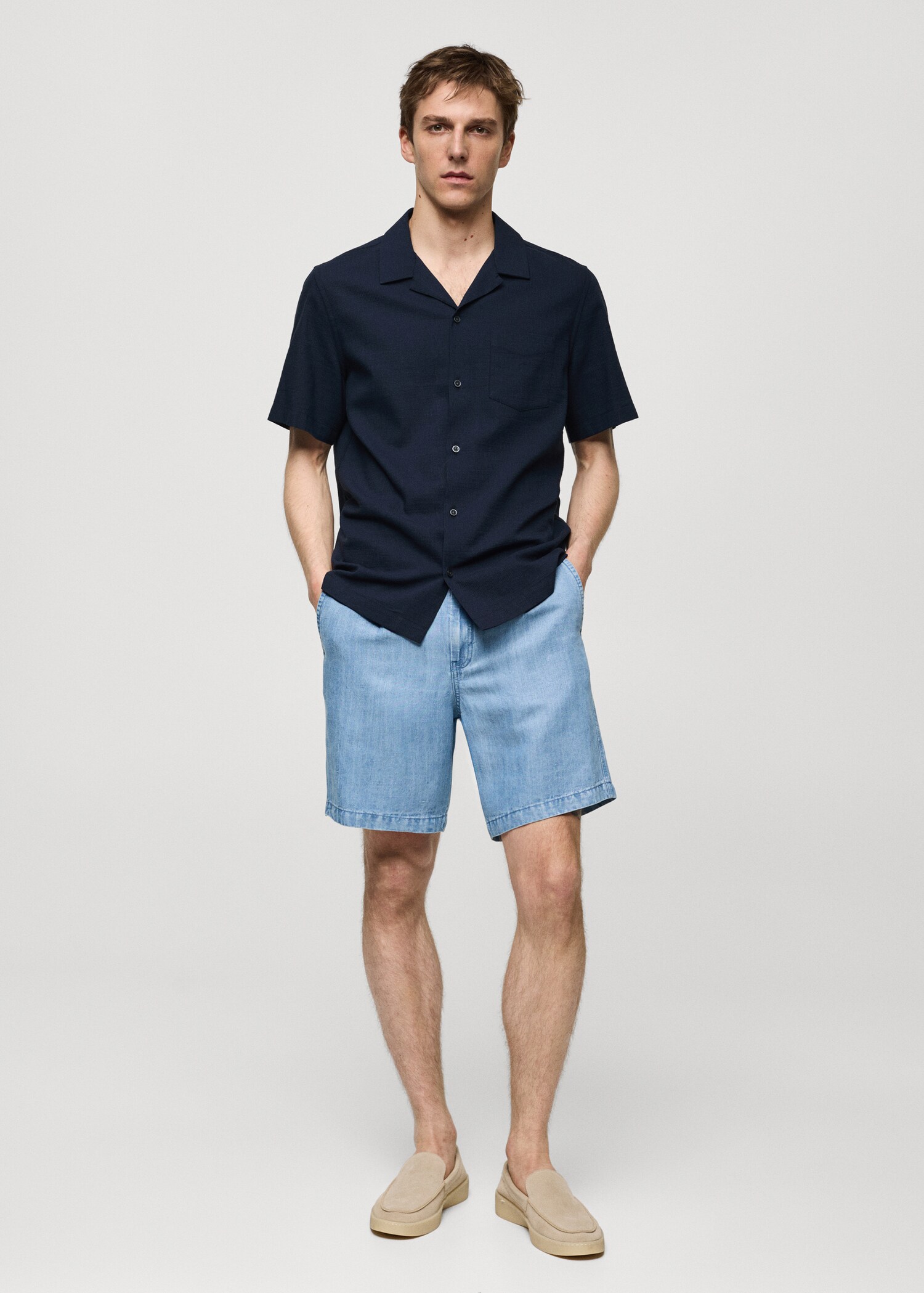 Hemp and lyocell-blend pleated bermuda shorts - General plane