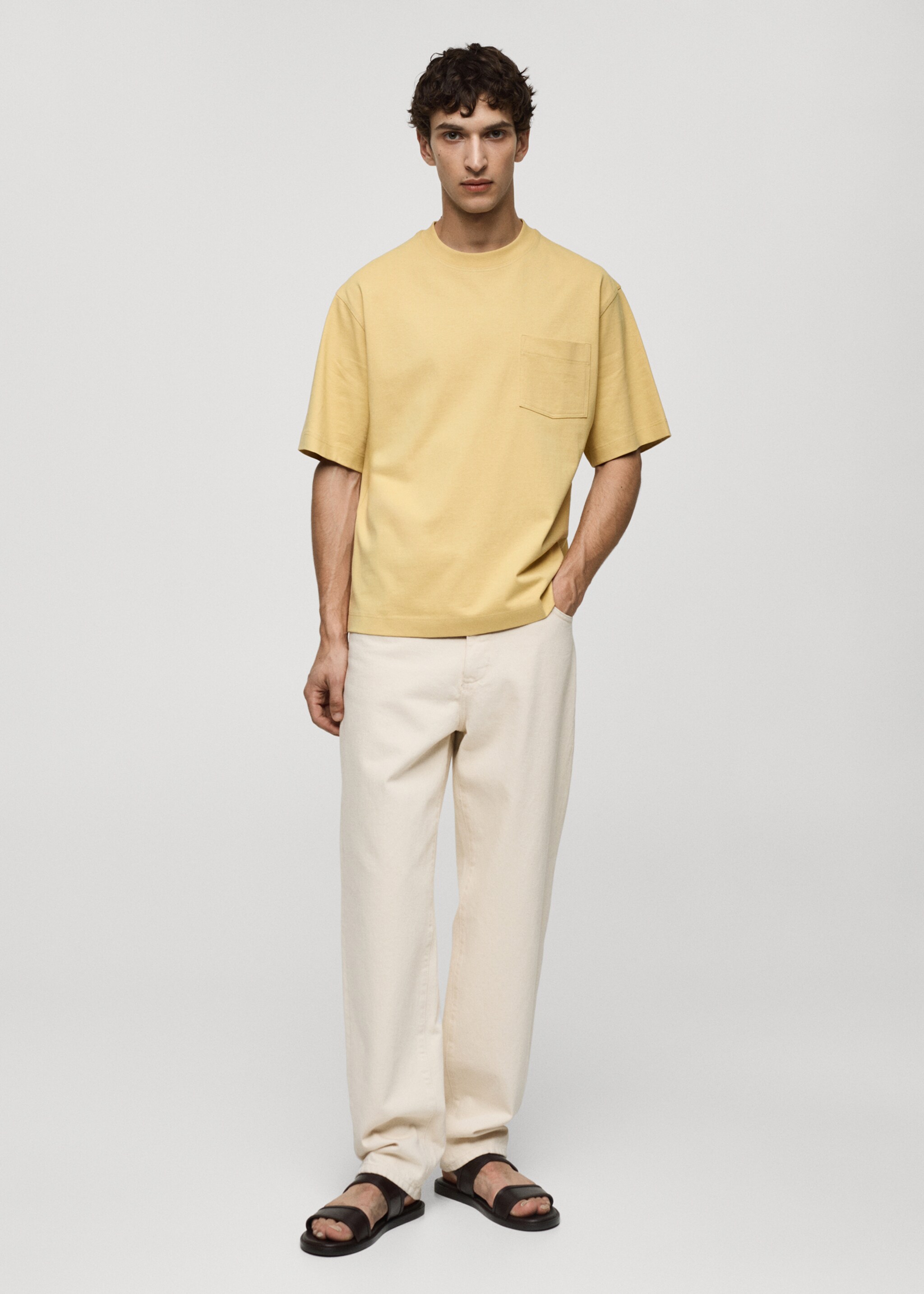 T-shirt de 100% algodão com bolso - Plano geral
