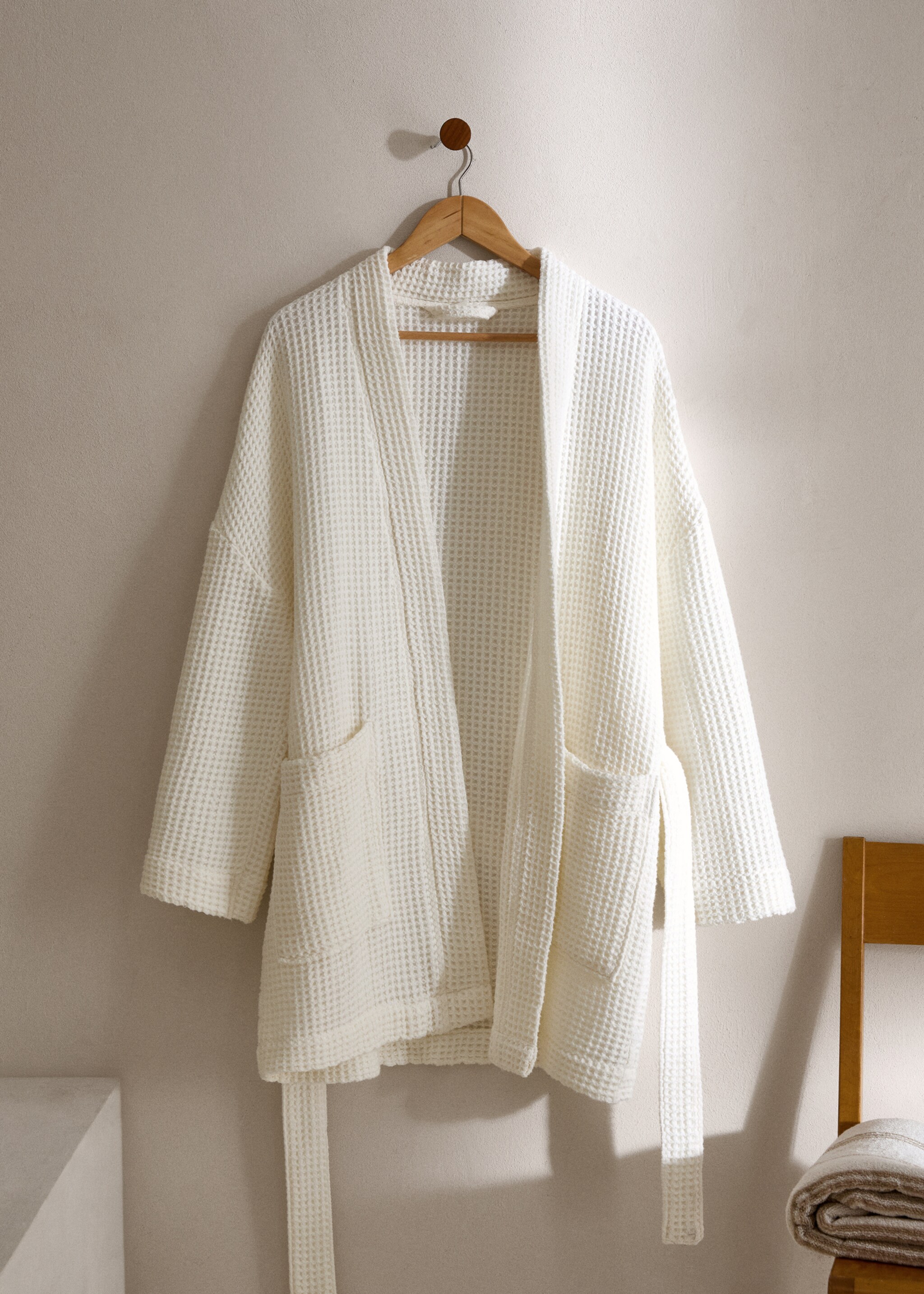 100% cotton waffle bathrobe - General plane, Ecru. Ref: 77020646-00.