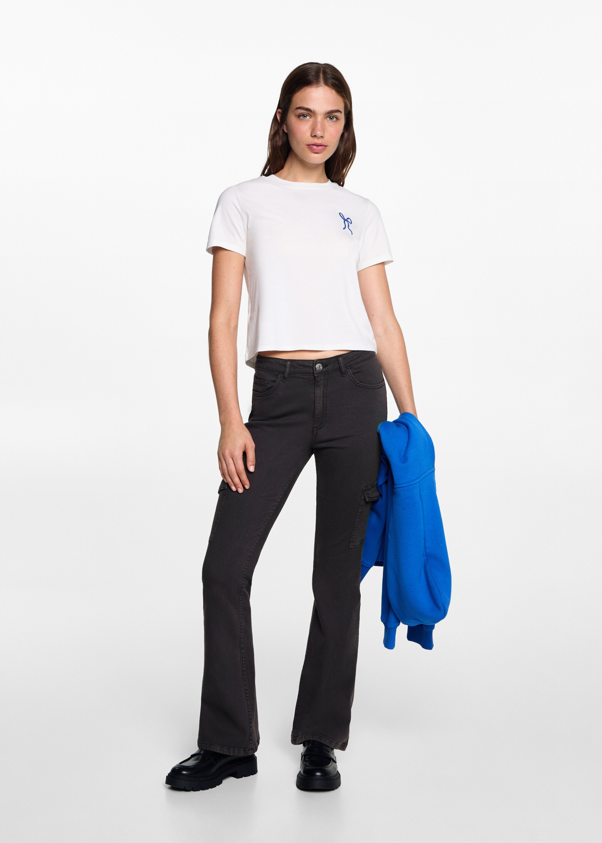 Jean cargo flare - Plan général, Black denim. Ref: 77022550-00.