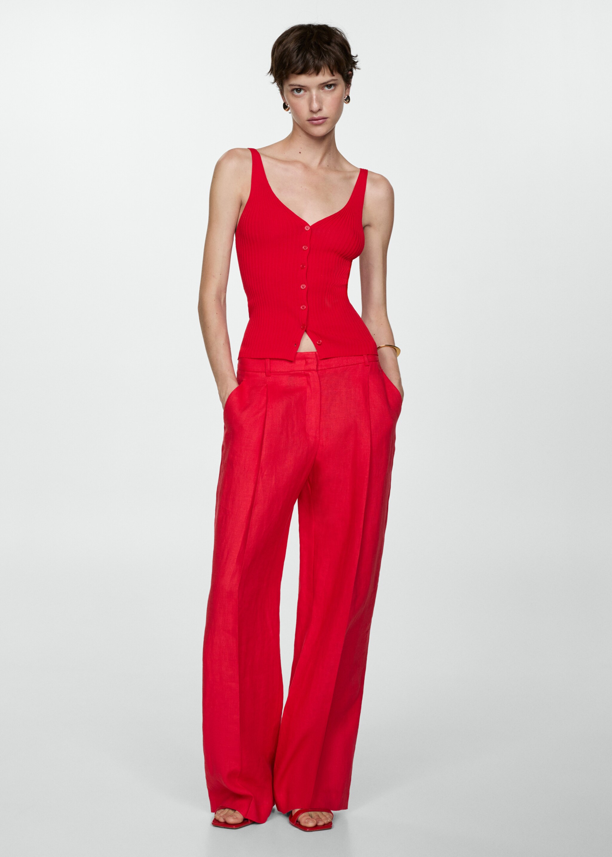 Buttoned knit top - General plane, Red. Ref: 77022923-00.