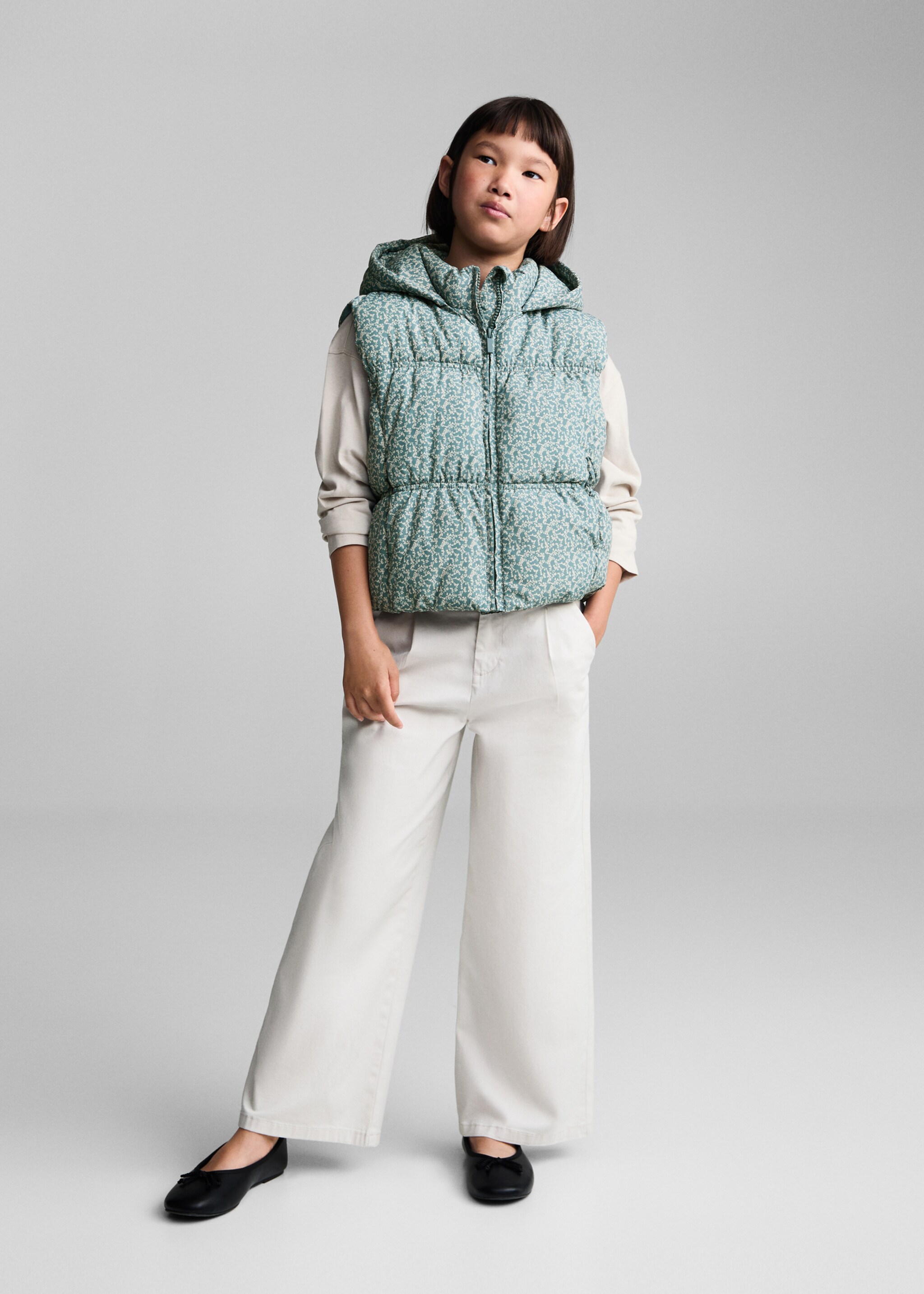 Printed quilted gilet - General plane, Pastel Green. Ref: 77023270-00.