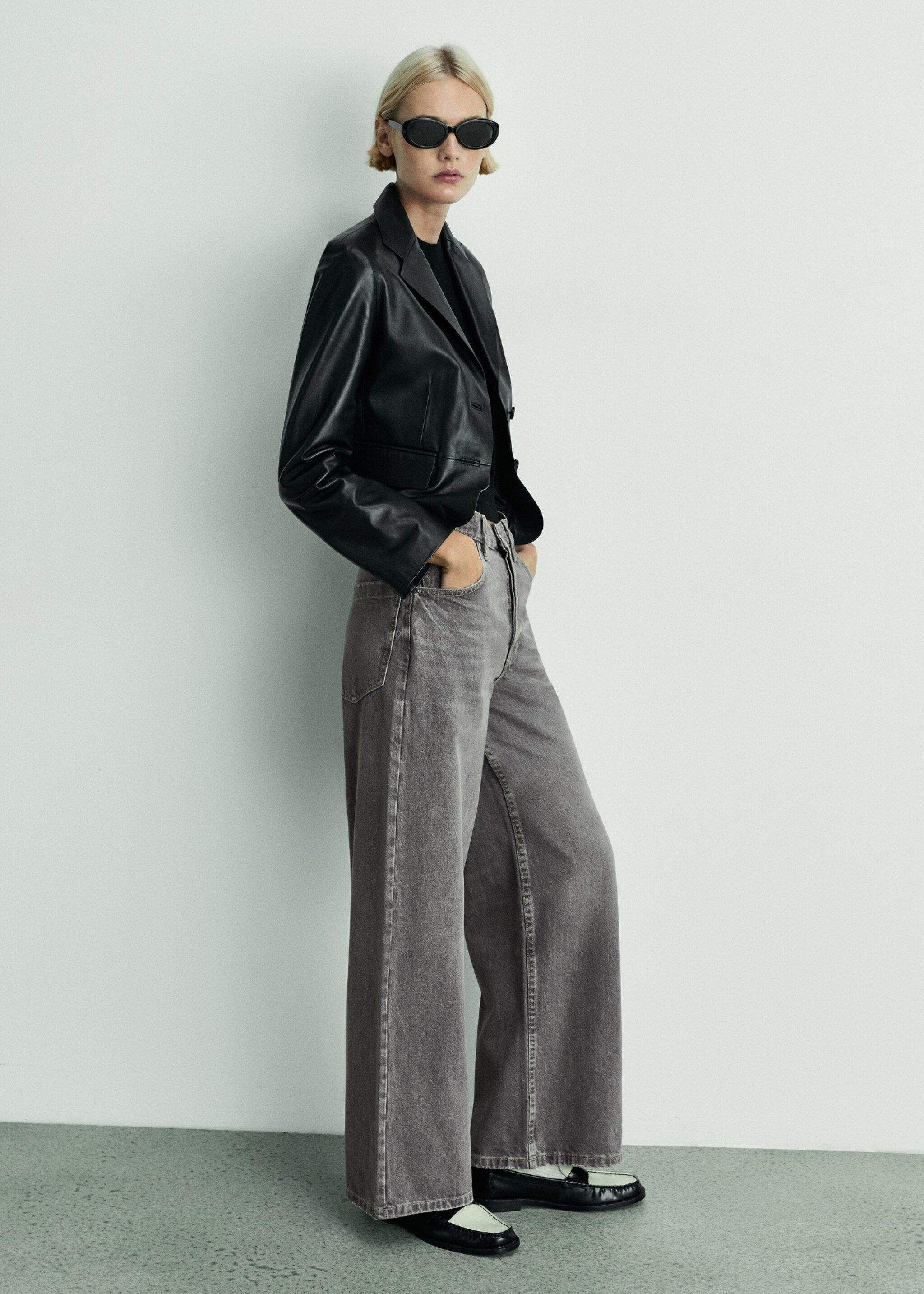 Jean wideleg loose taille normale - Plan général, Gris denim. Ref: 77024017-00.
