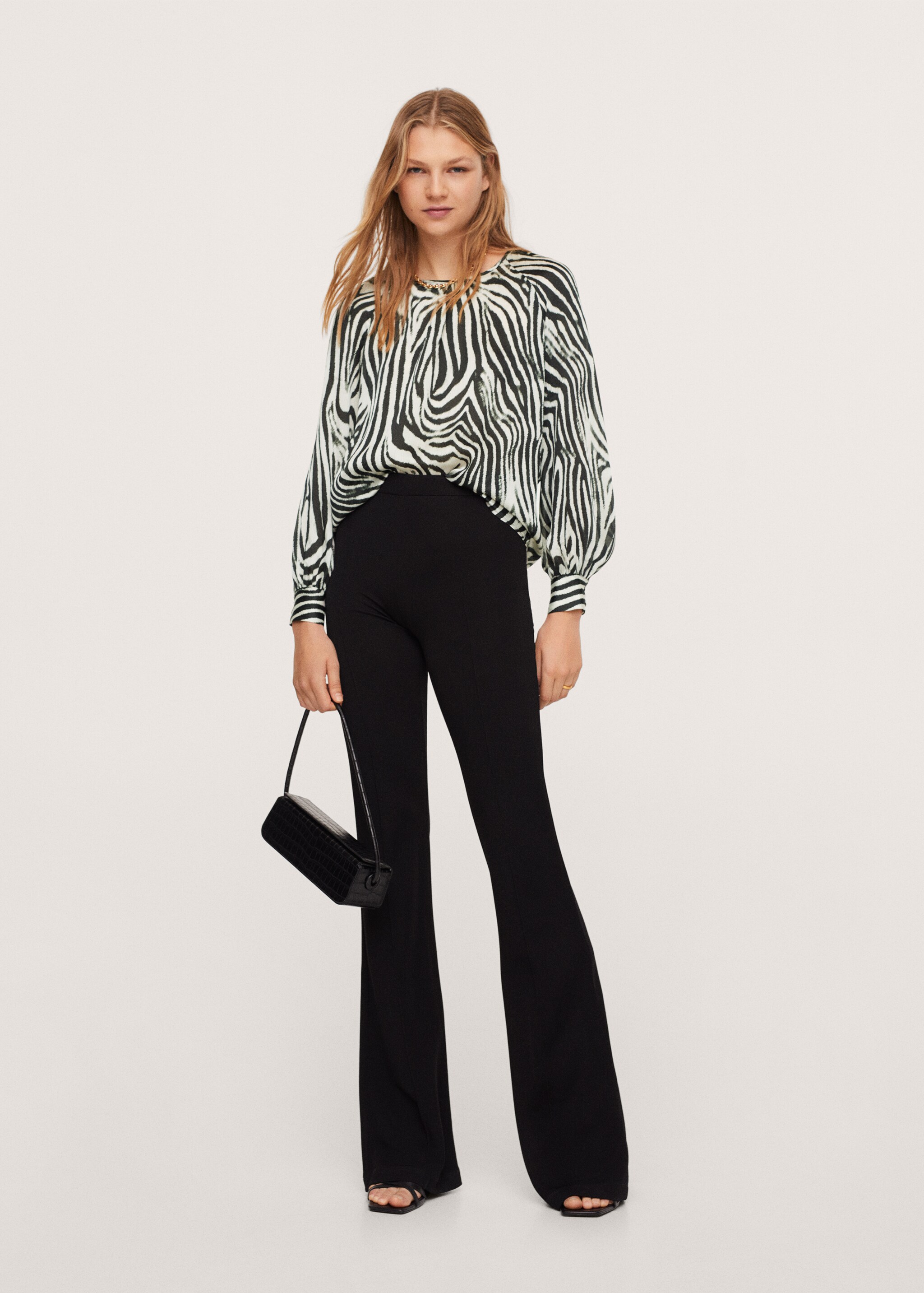 Blusa estampado cebra - Plano general