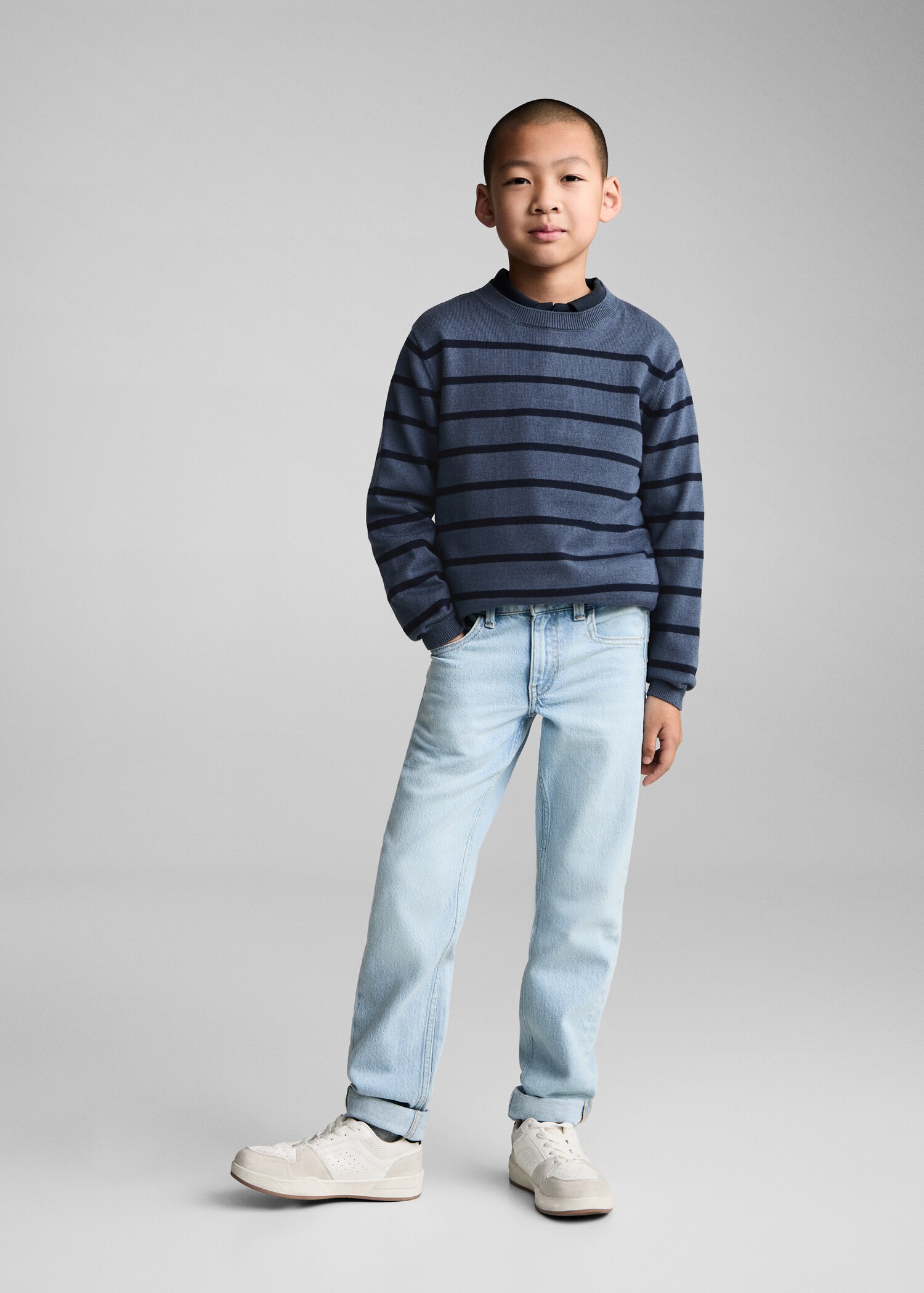 Knit striped sweater - General plane