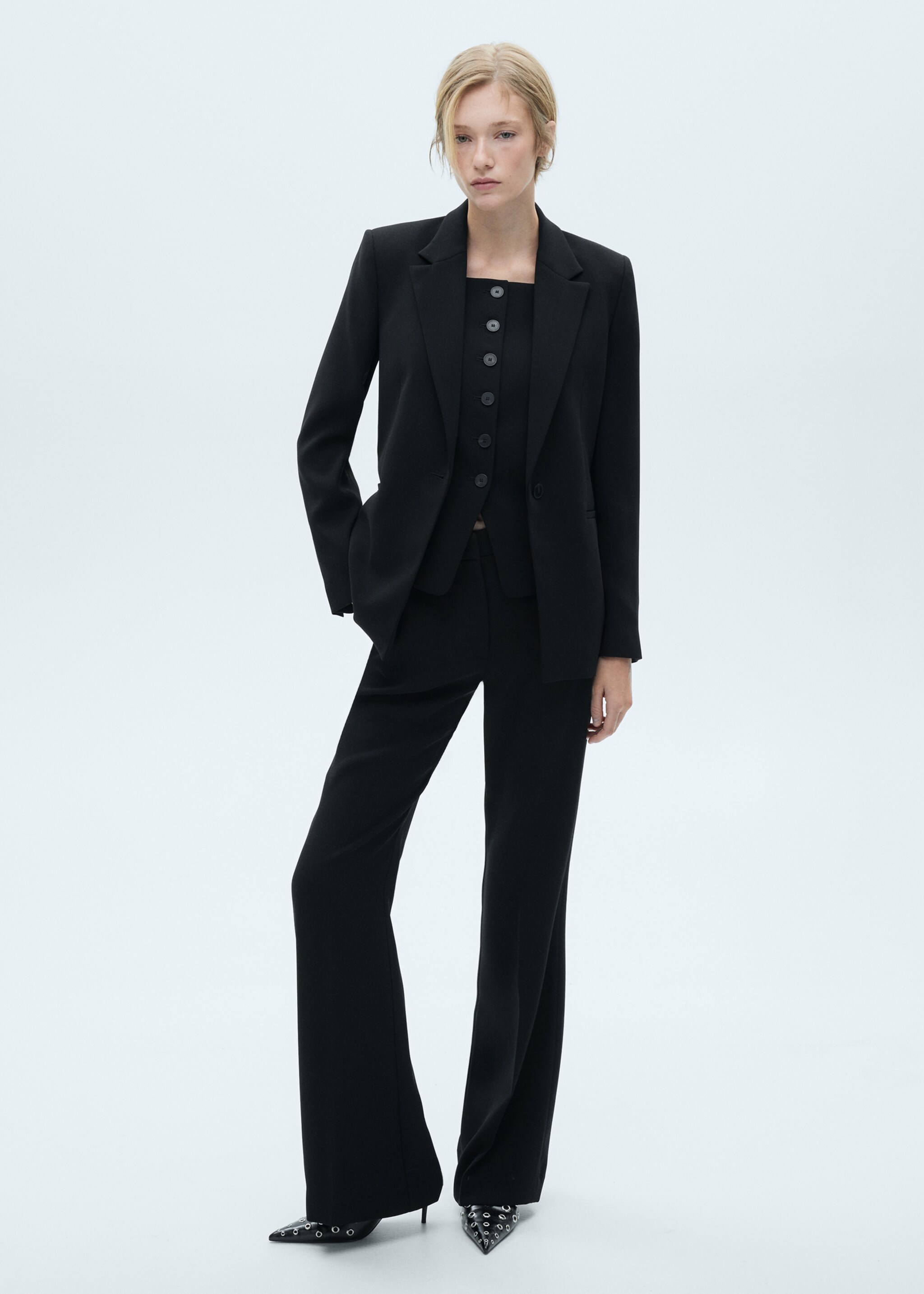 Halter-neck gilet with buttons - General plane, Black. Ref: 77024767-00.