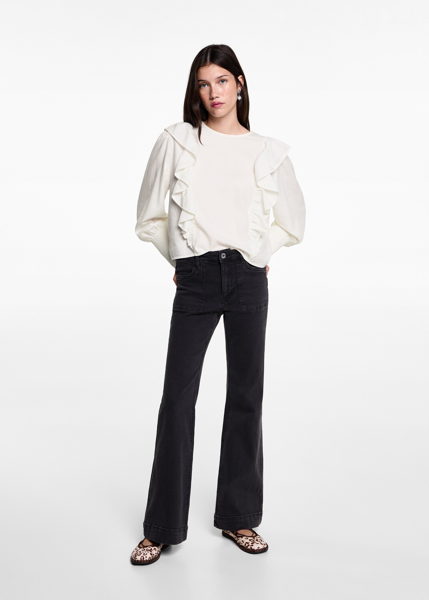 Blusa fruncida volantes - Plano general