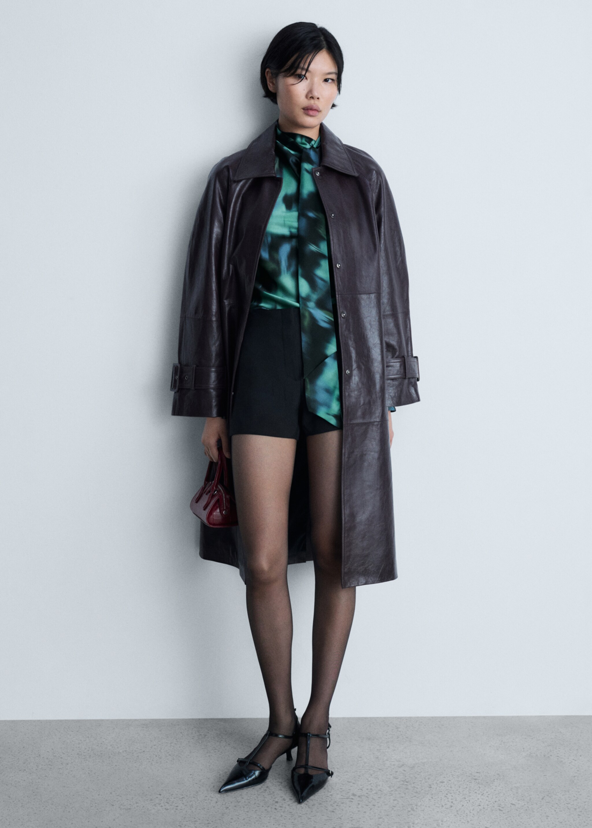 Printed blouse with bow - General plane, Black. Ref: 77027718-00.