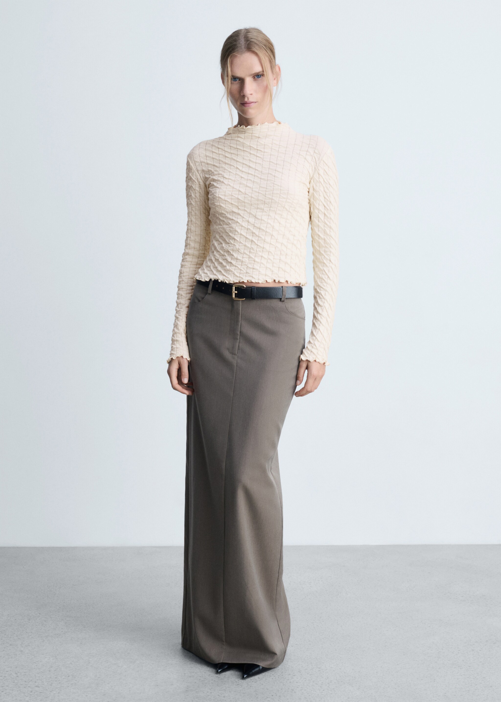 Long-sleeved t-shirt with ruffles - General plane, Ecru. Ref: 77027719-00.