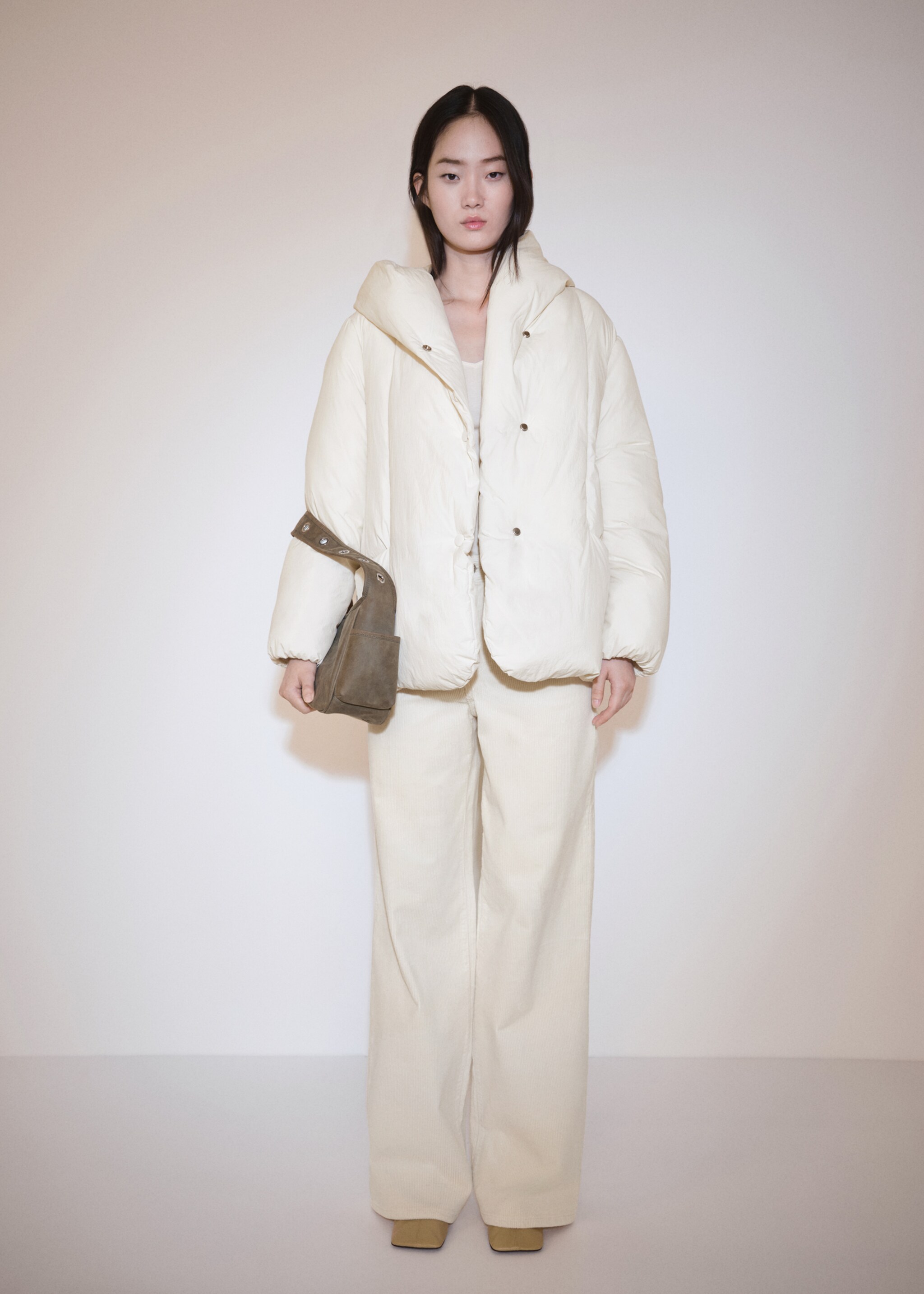 Short padded hooded anorak - General plane, Off White. Ref: 77028264-00.