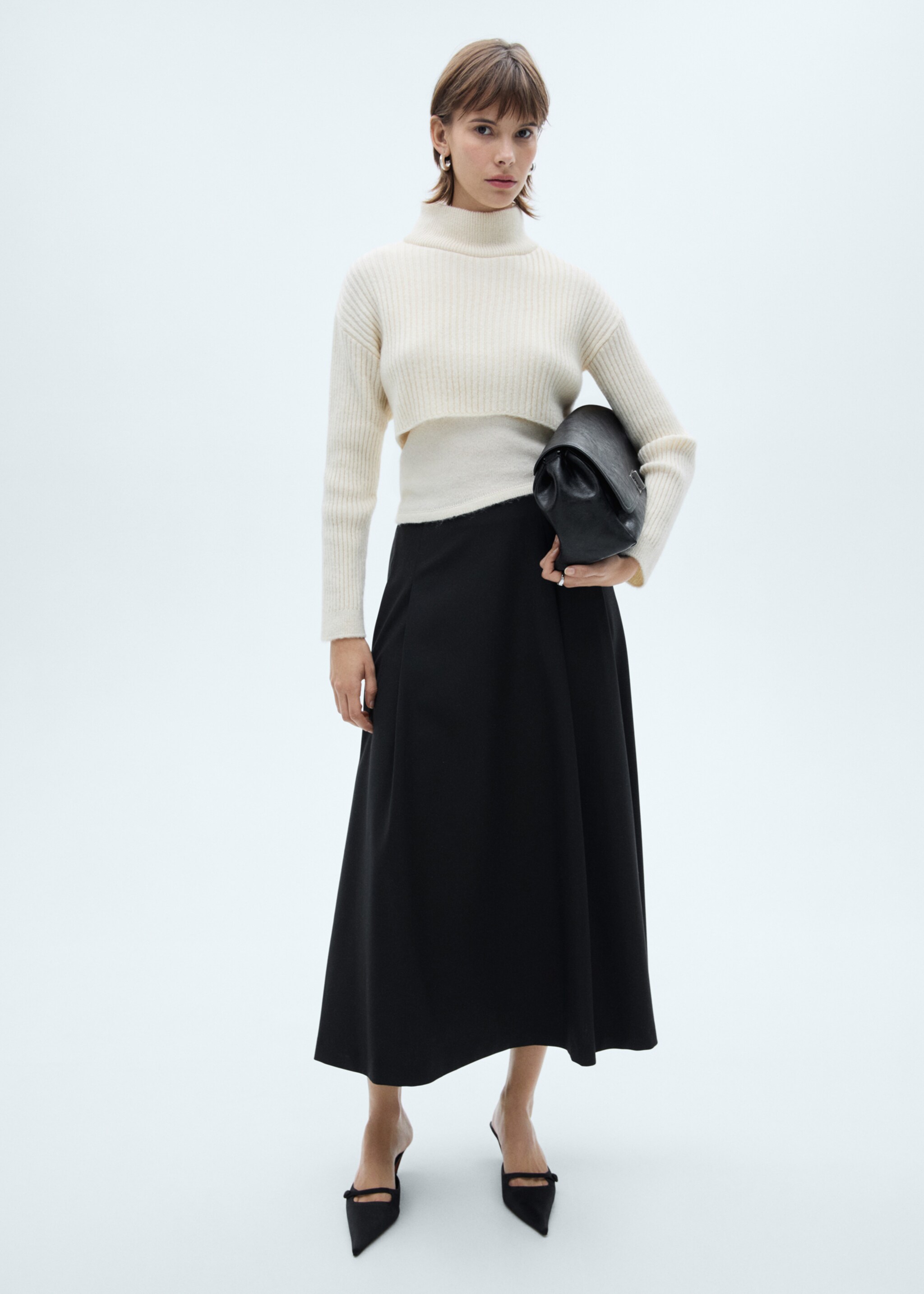 Long flared skirt - General plane, Black. Ref: 77028284-00.