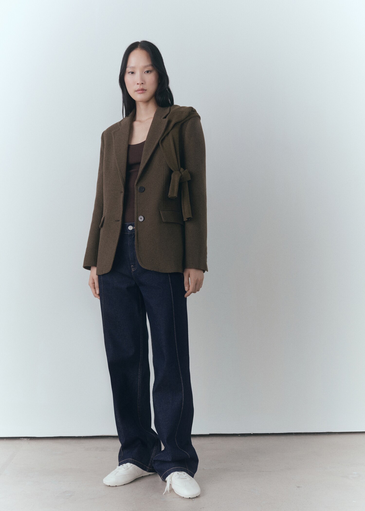 Rinse-wash straight-fit jeans met stiksels - Overzichtstekening