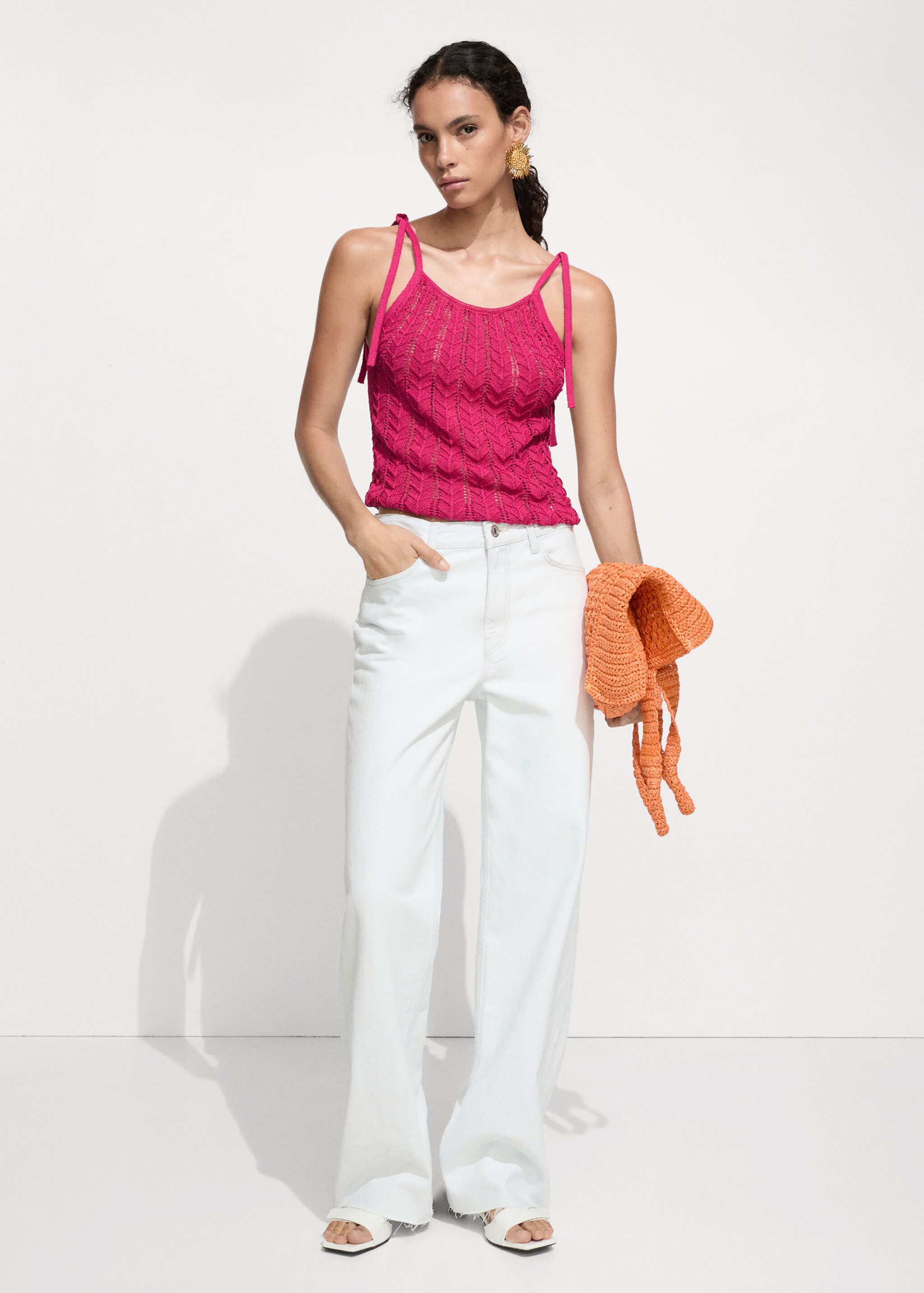 Openwork knitted top with bows - General plane