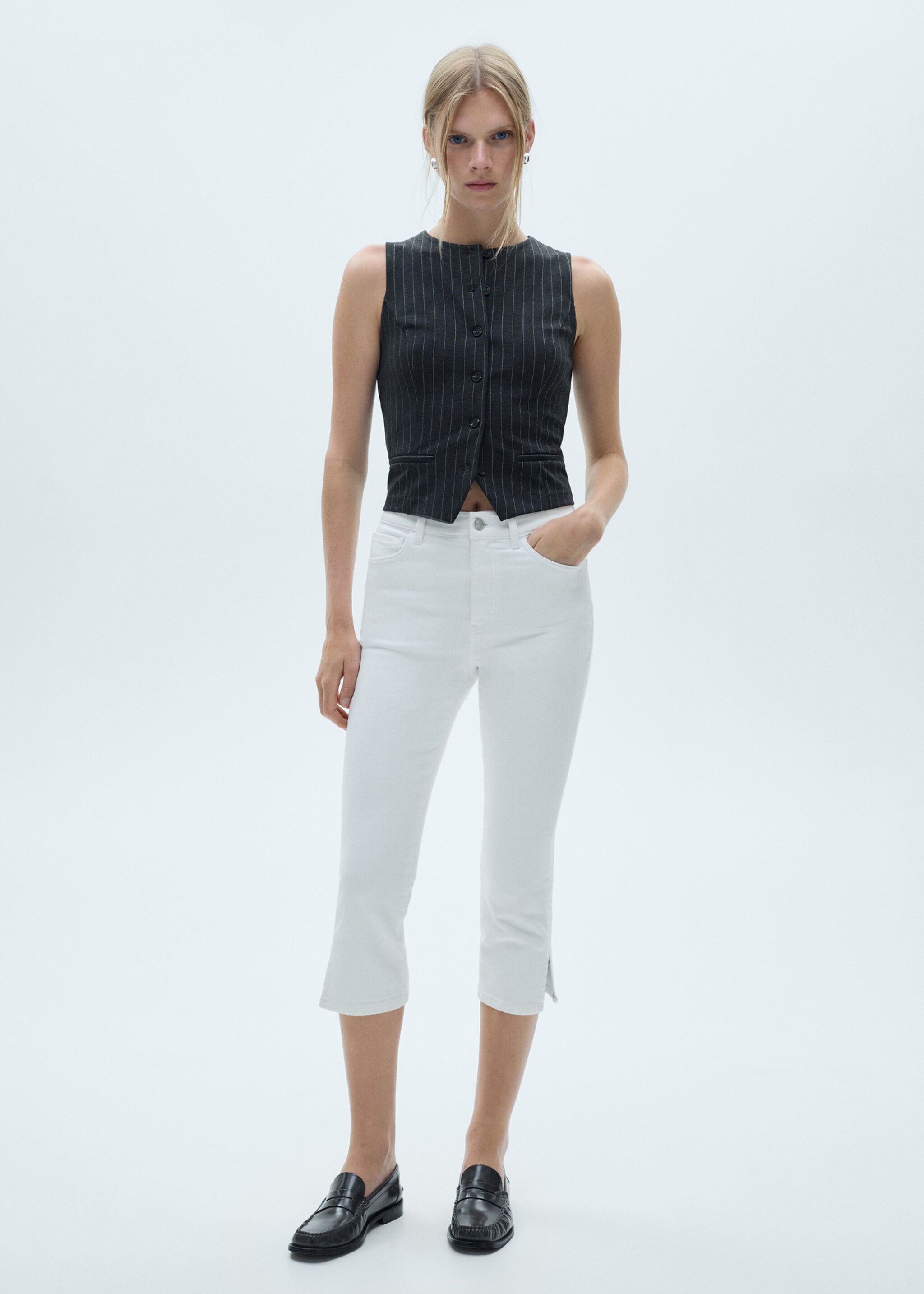 Side opening capri jeans - General plane