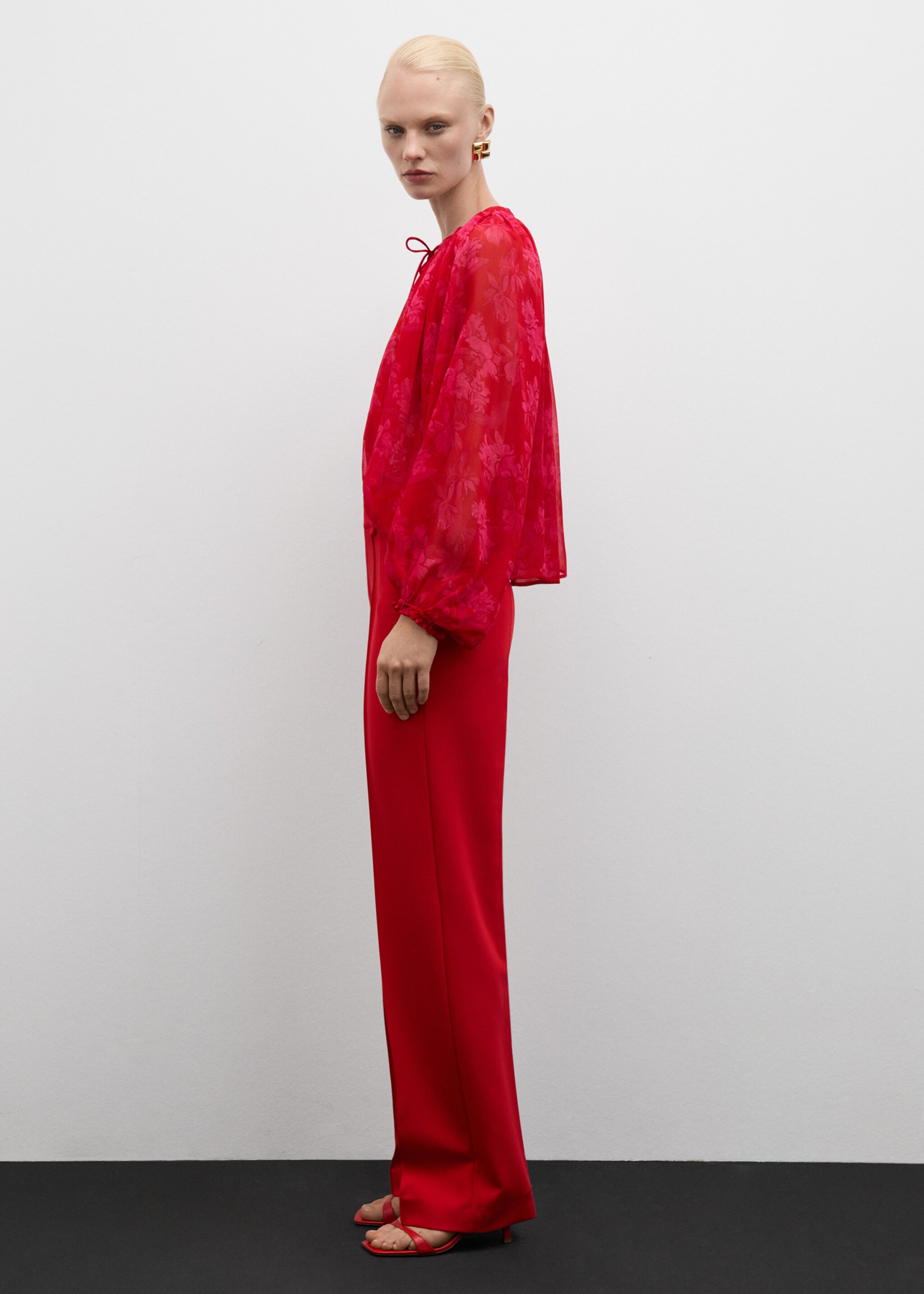Brusa semitransparent estampat floral - Pla general