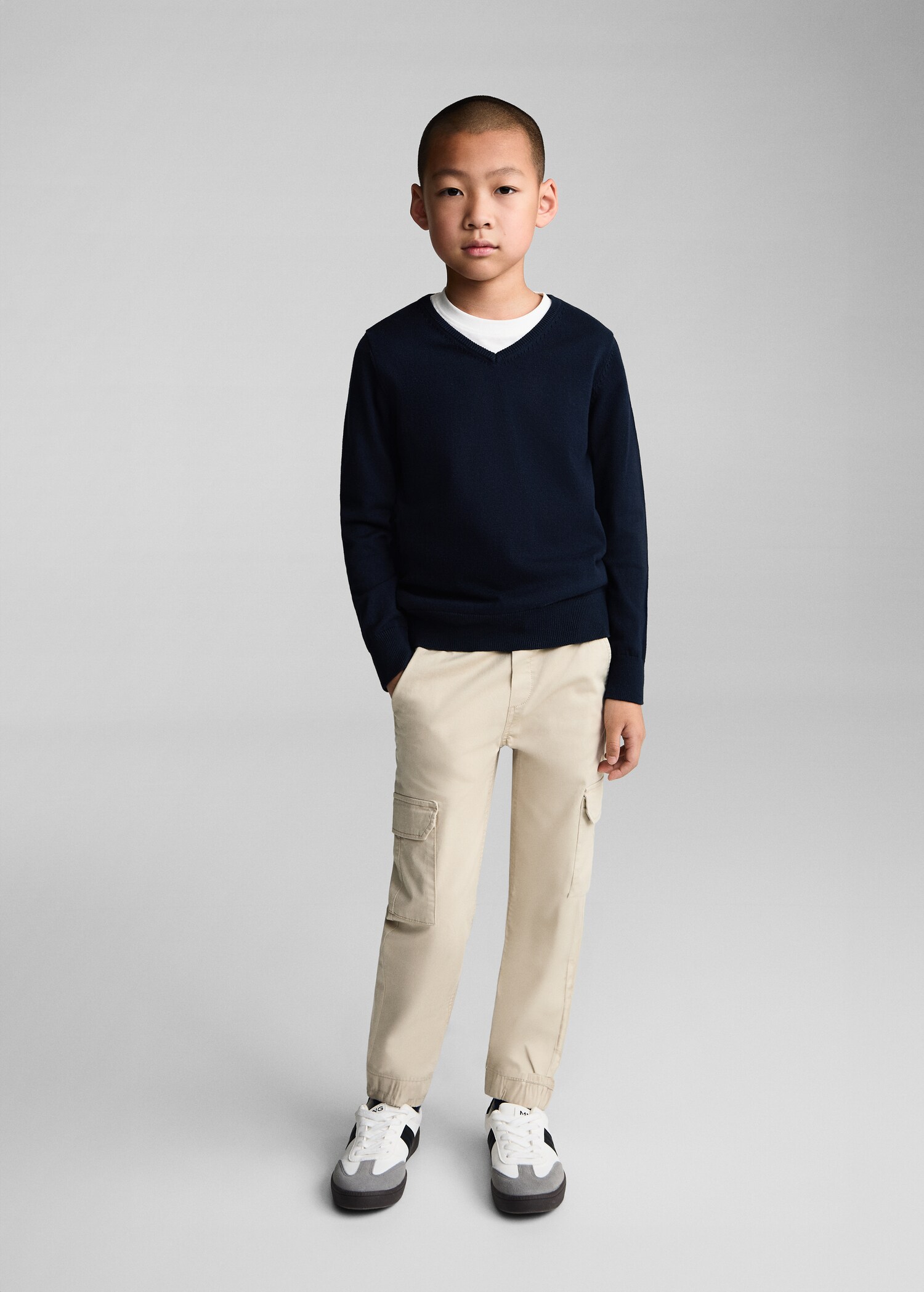 Knit cotton sweater - General plane