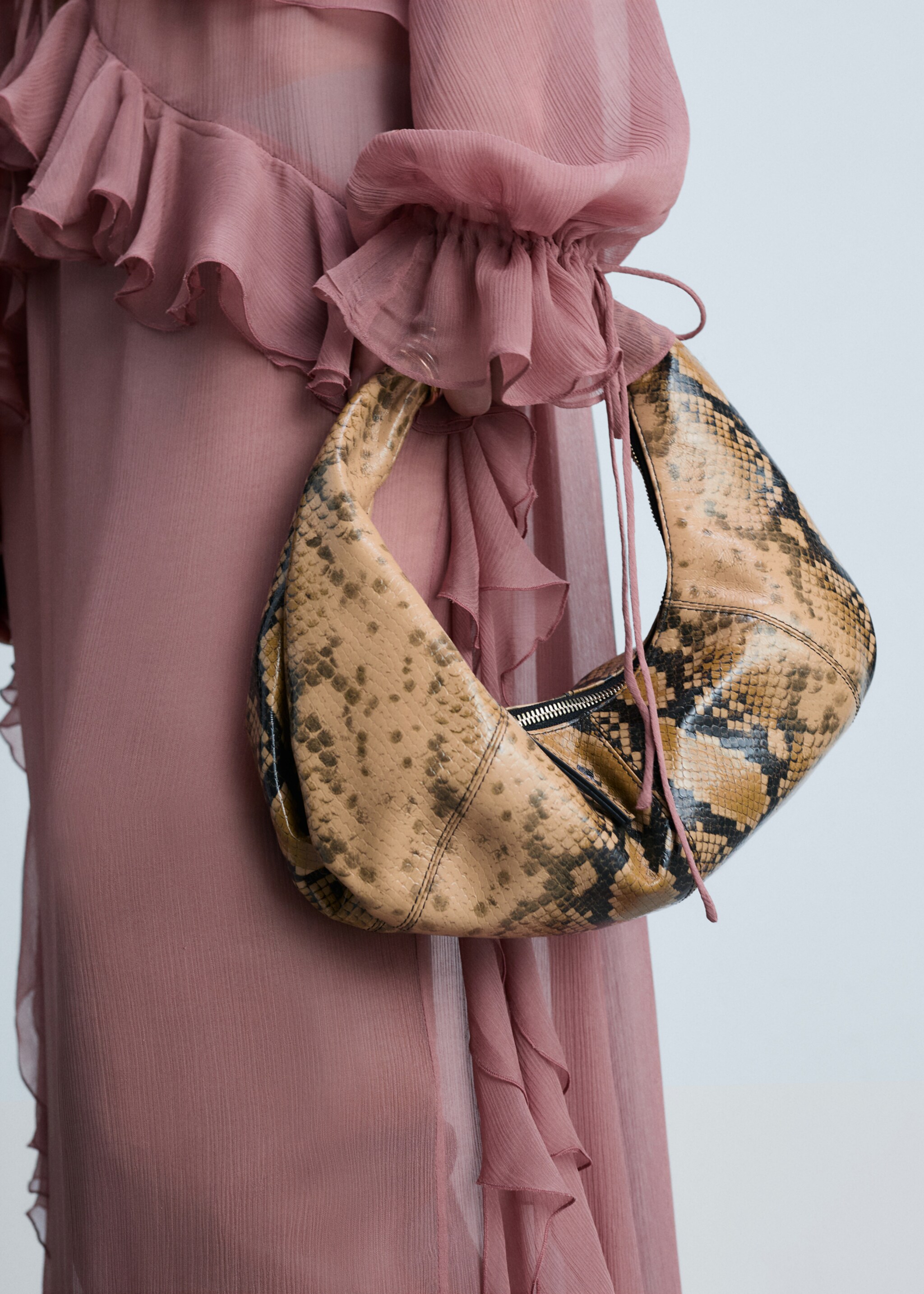 Snake-effect leather bag - General plane, Beige. Ref: 77034796-00.