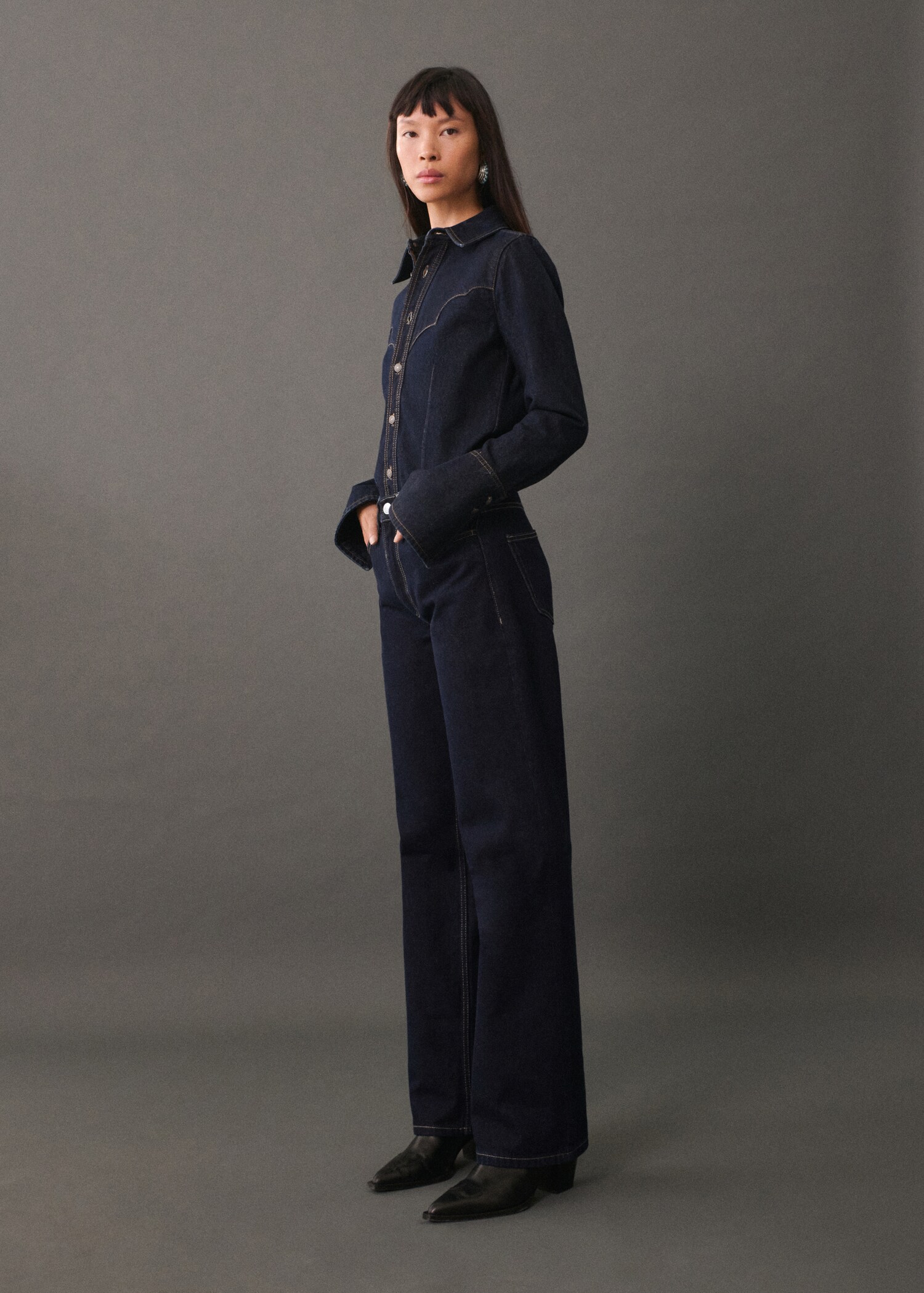 High waist straight jeans - General plane