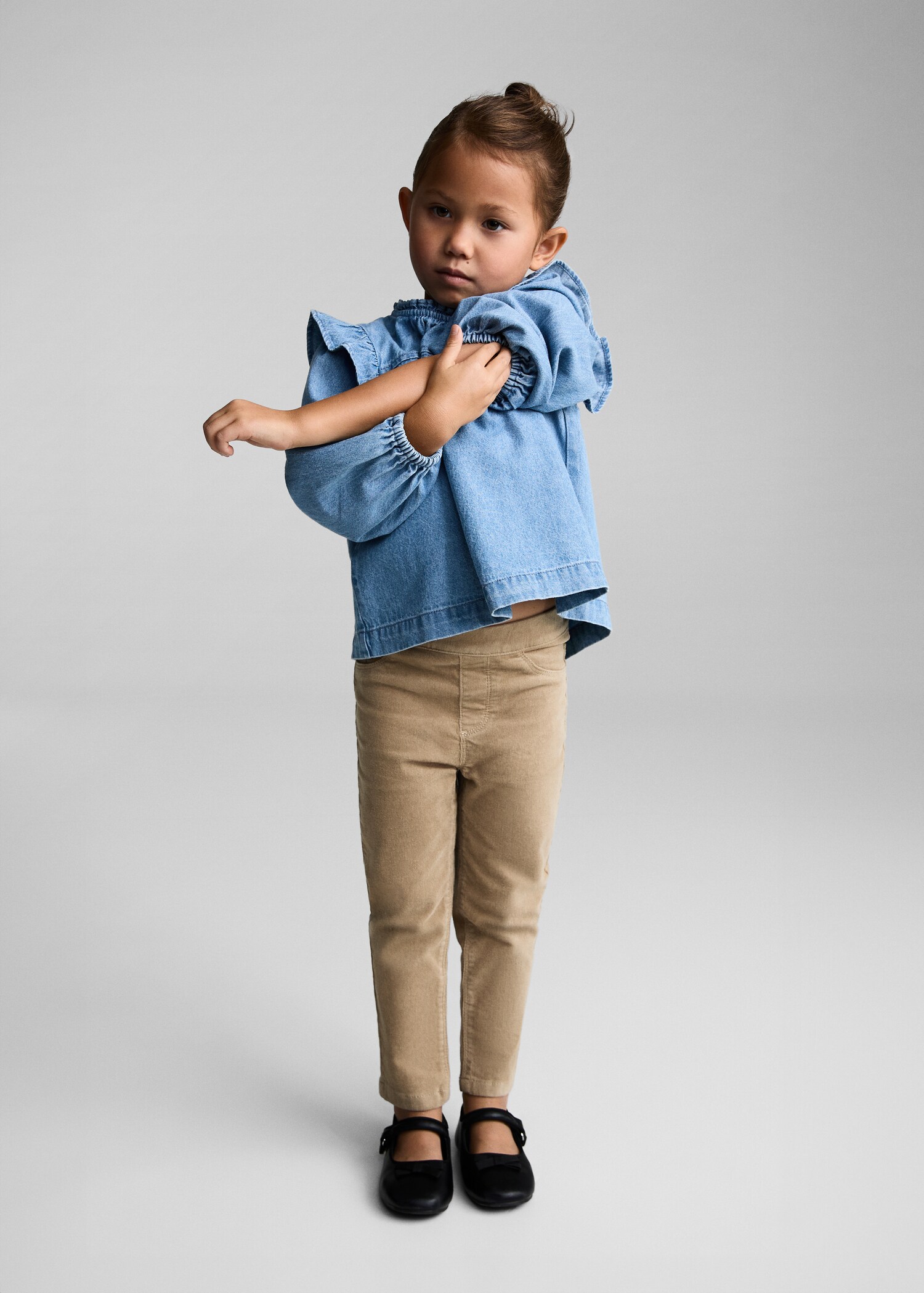 Corduroy trousers - General plane