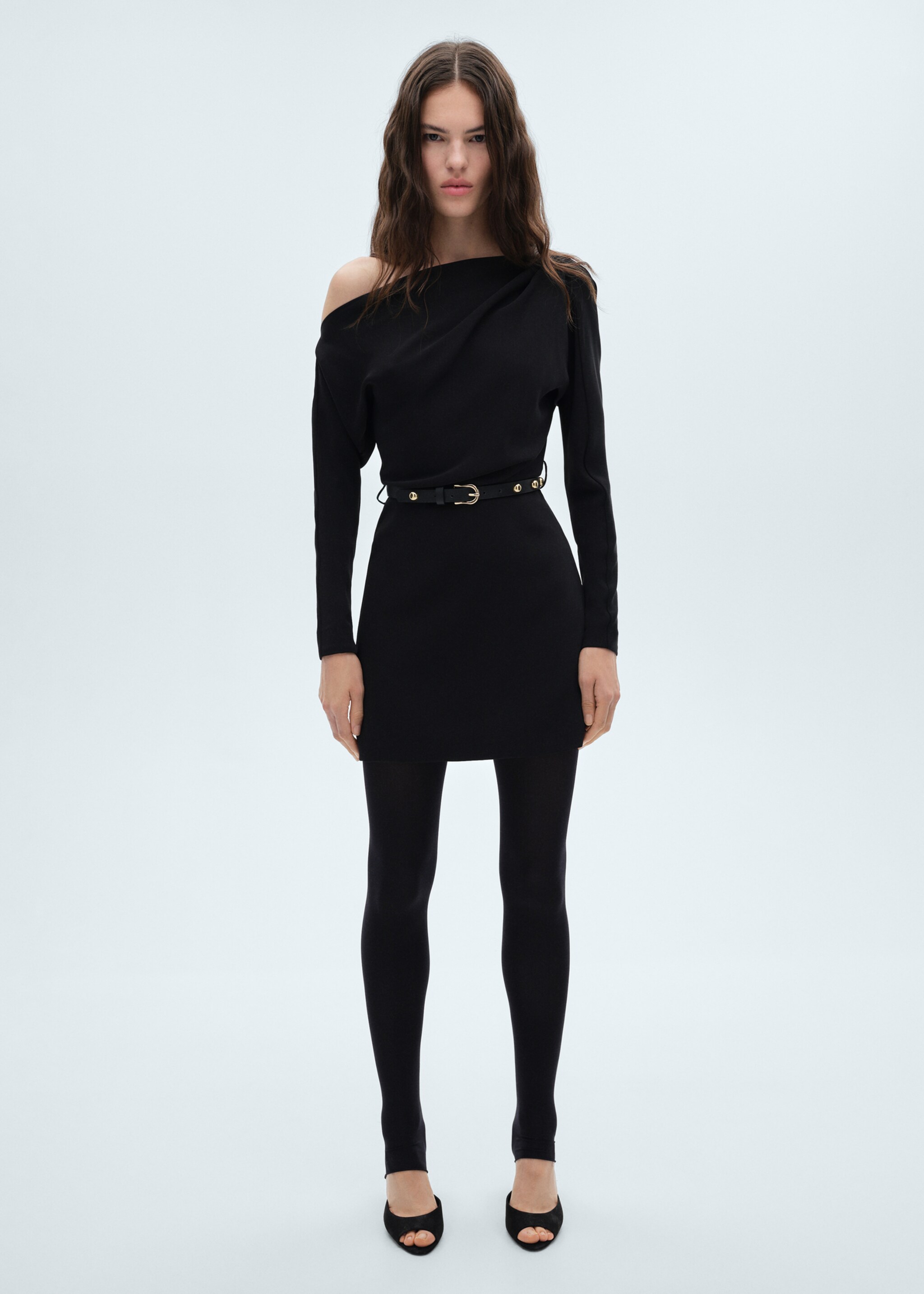 Asymmetrical dress with belt - General plane, Black. Ref: 77037644-00.