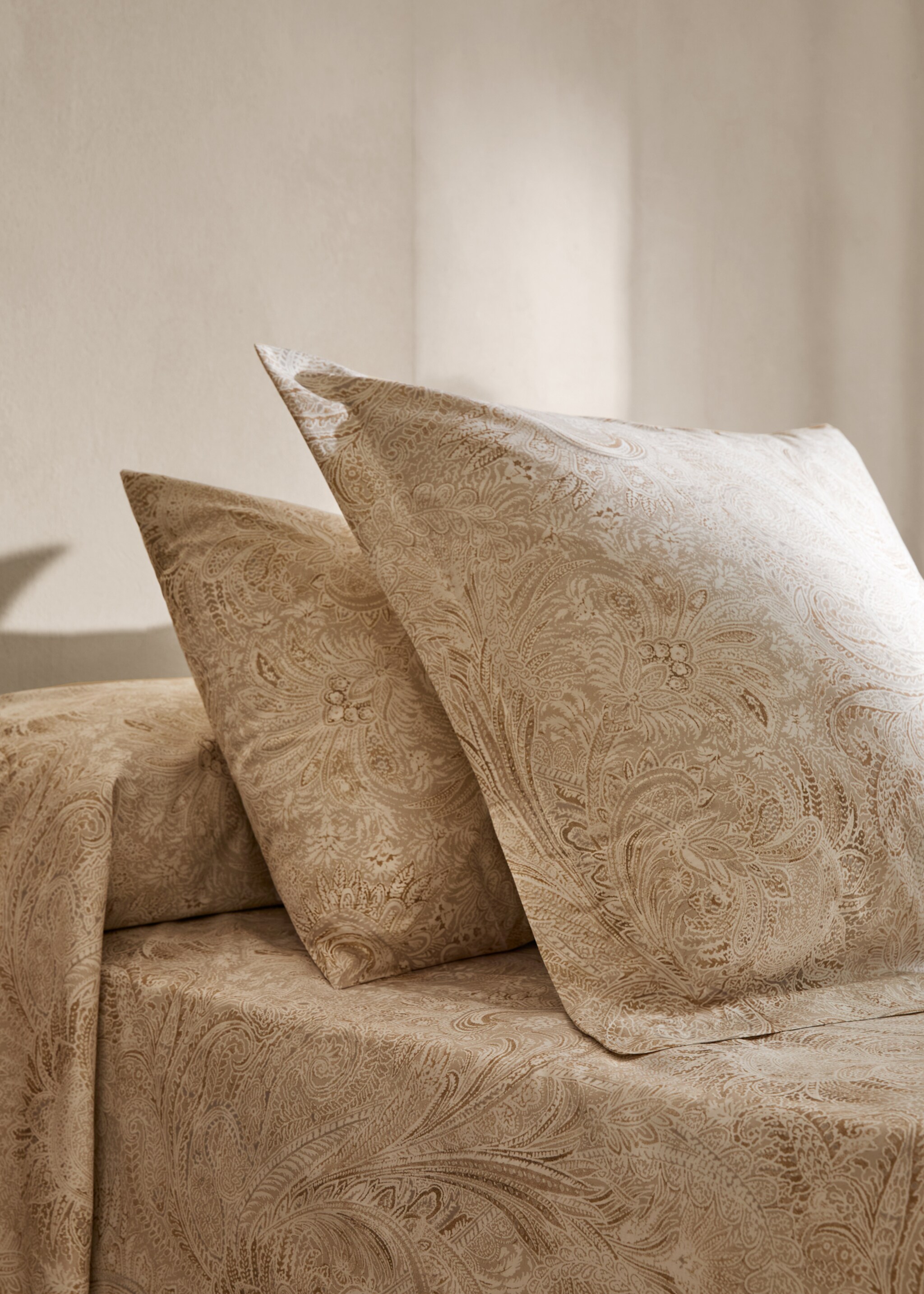 Paisleymönstrat örngott percalebomull 60x60 cm - Allmän bild, Beige. Ref: 77037705-00.