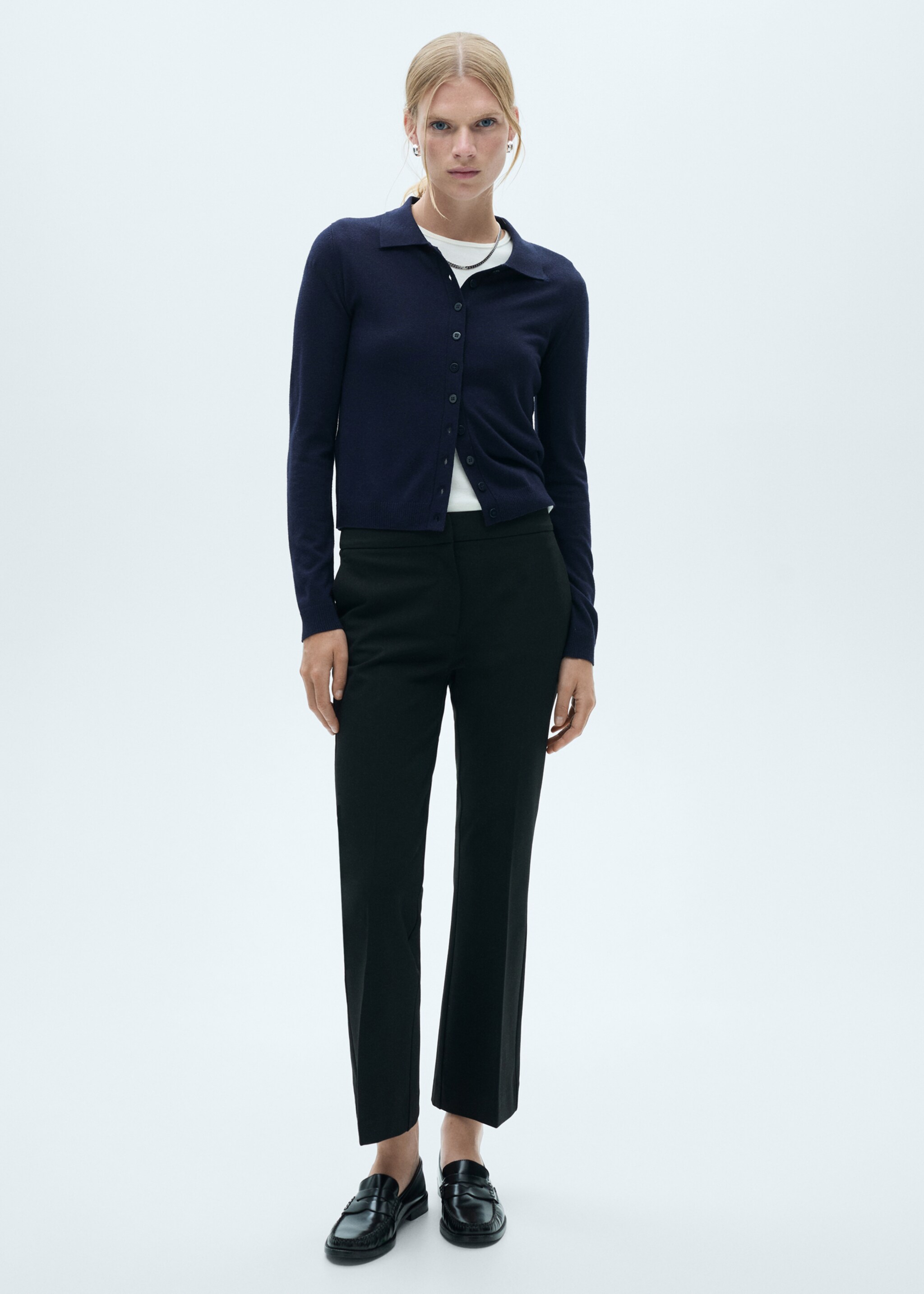 Flared flowing trousers - General plane, Black. Ref: 77038266-00.