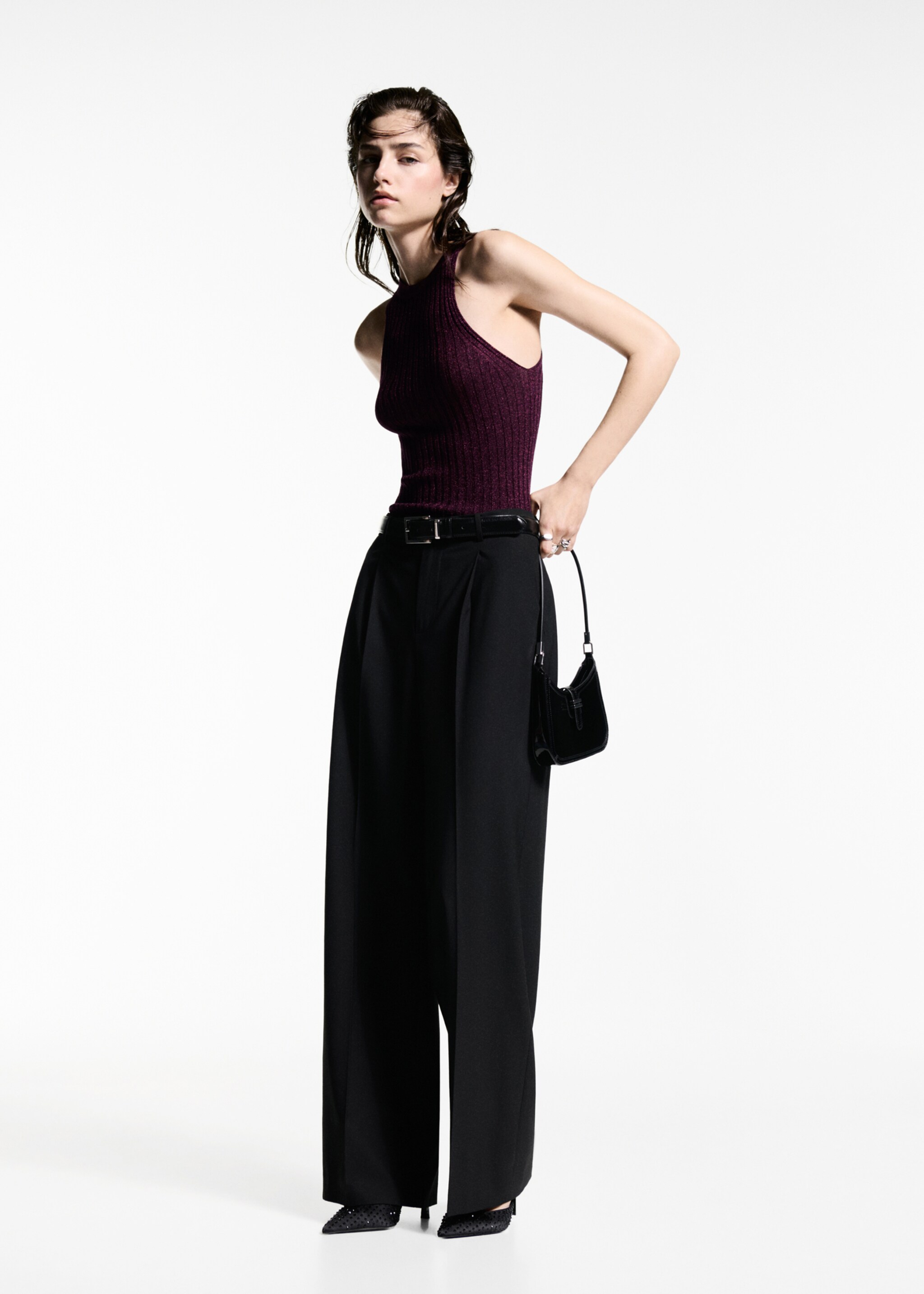 Halter-neck lurex knitted top - General plane, Burgundy. Ref: 77039037-00.