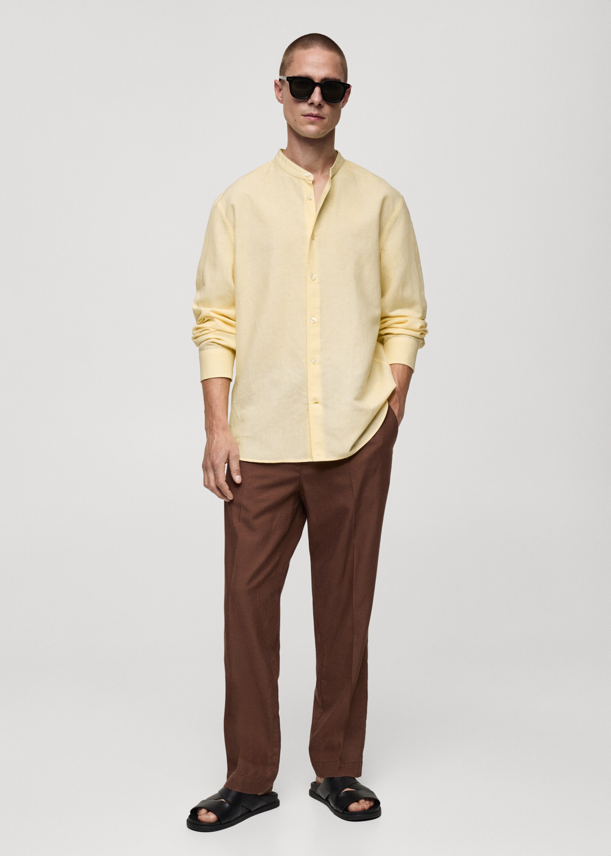 Classic-fit linen shirt with mandarin collar - General plane