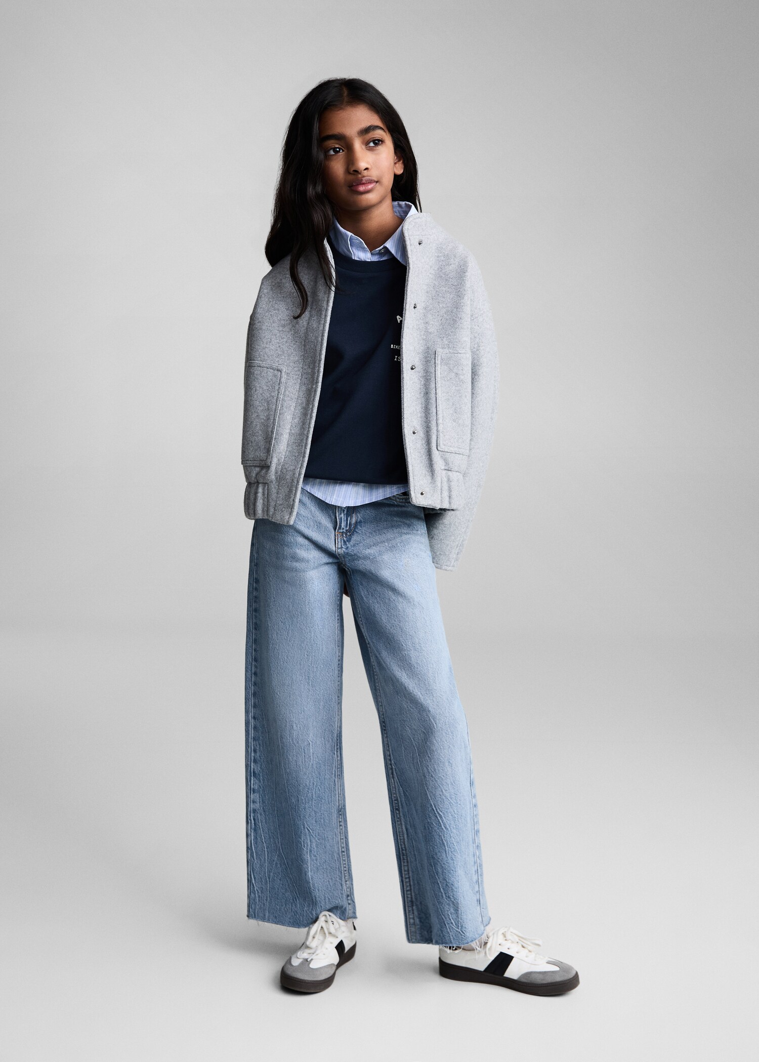 Jeans wideleg bajo deshilachado - Plano general