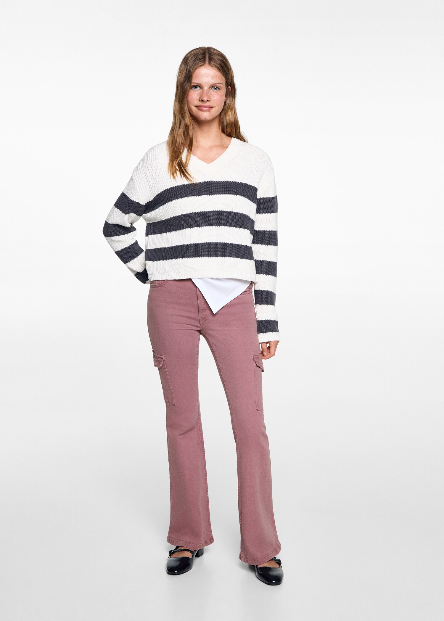Flared cargo jeans - General plane