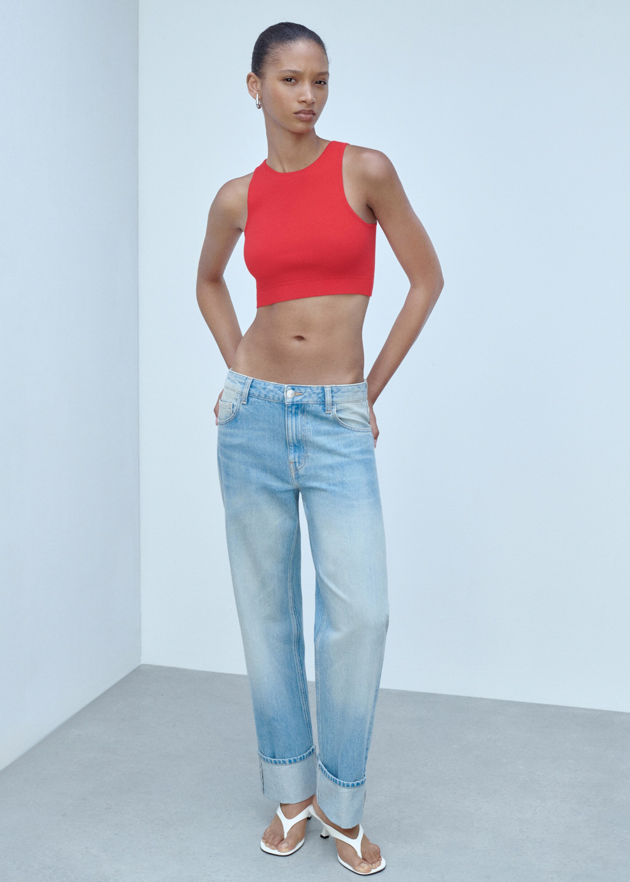 Knitted cropped top - General plane