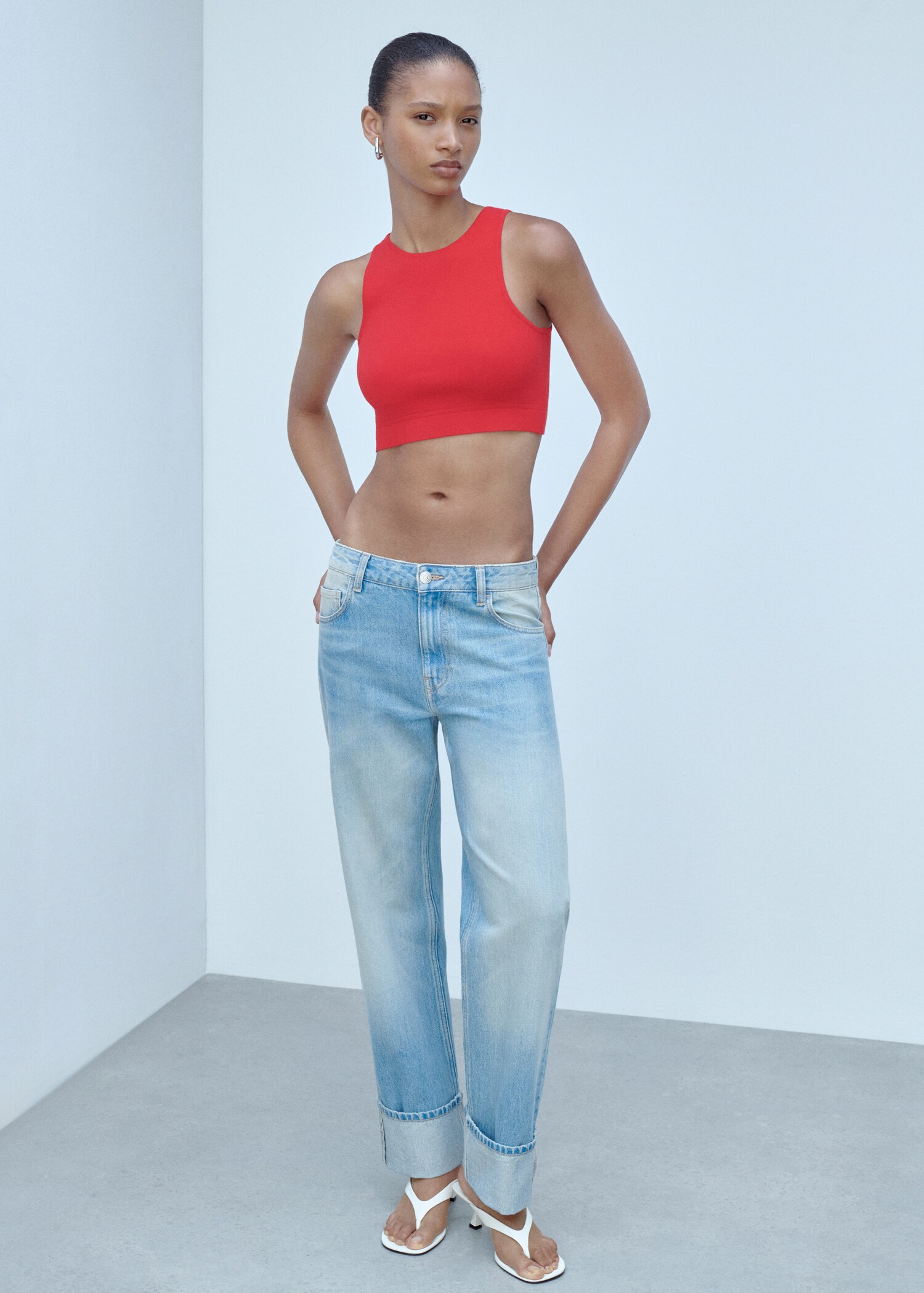 Knitted cropped top - General plane