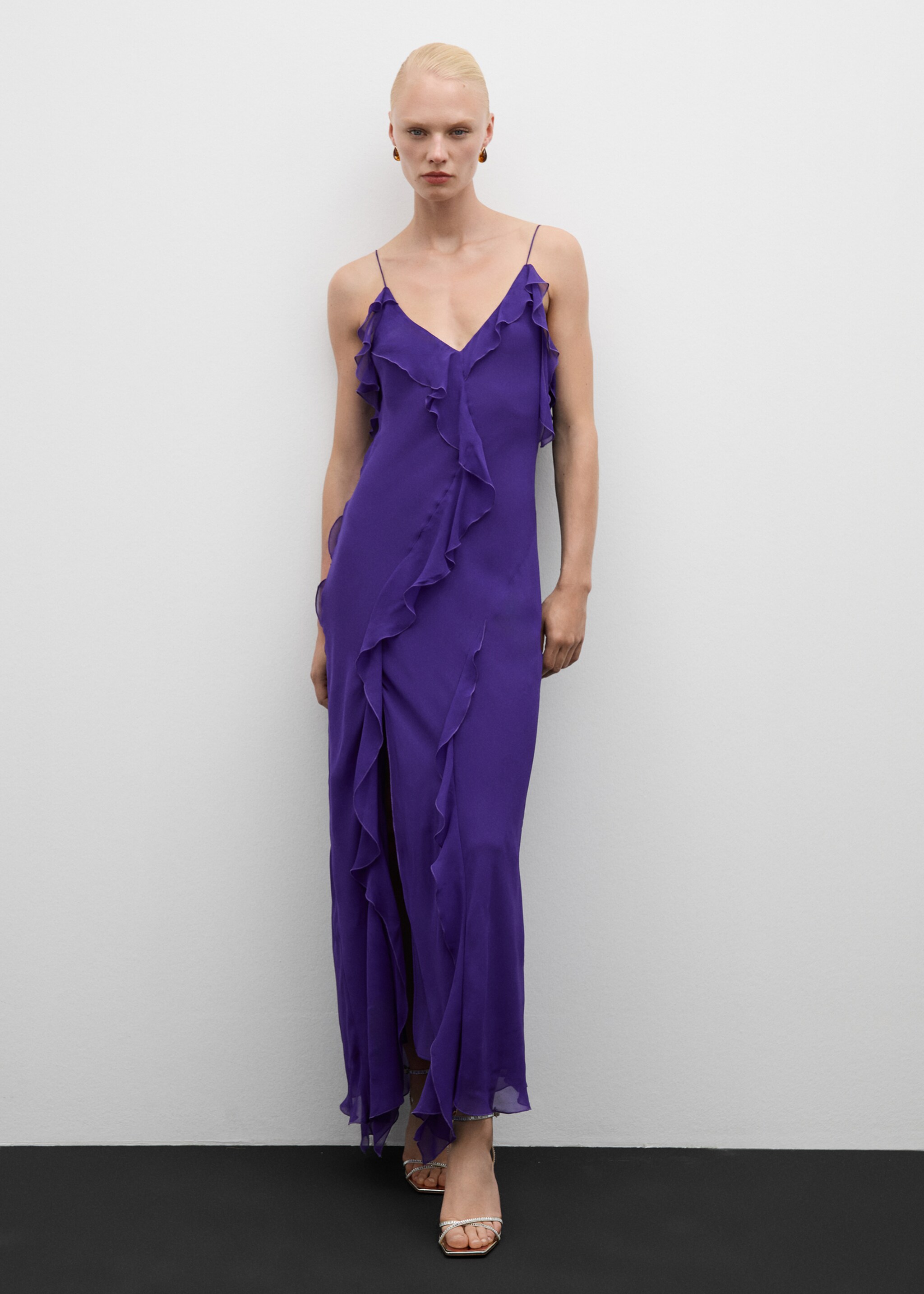Vestido gasa volantes - Plano general