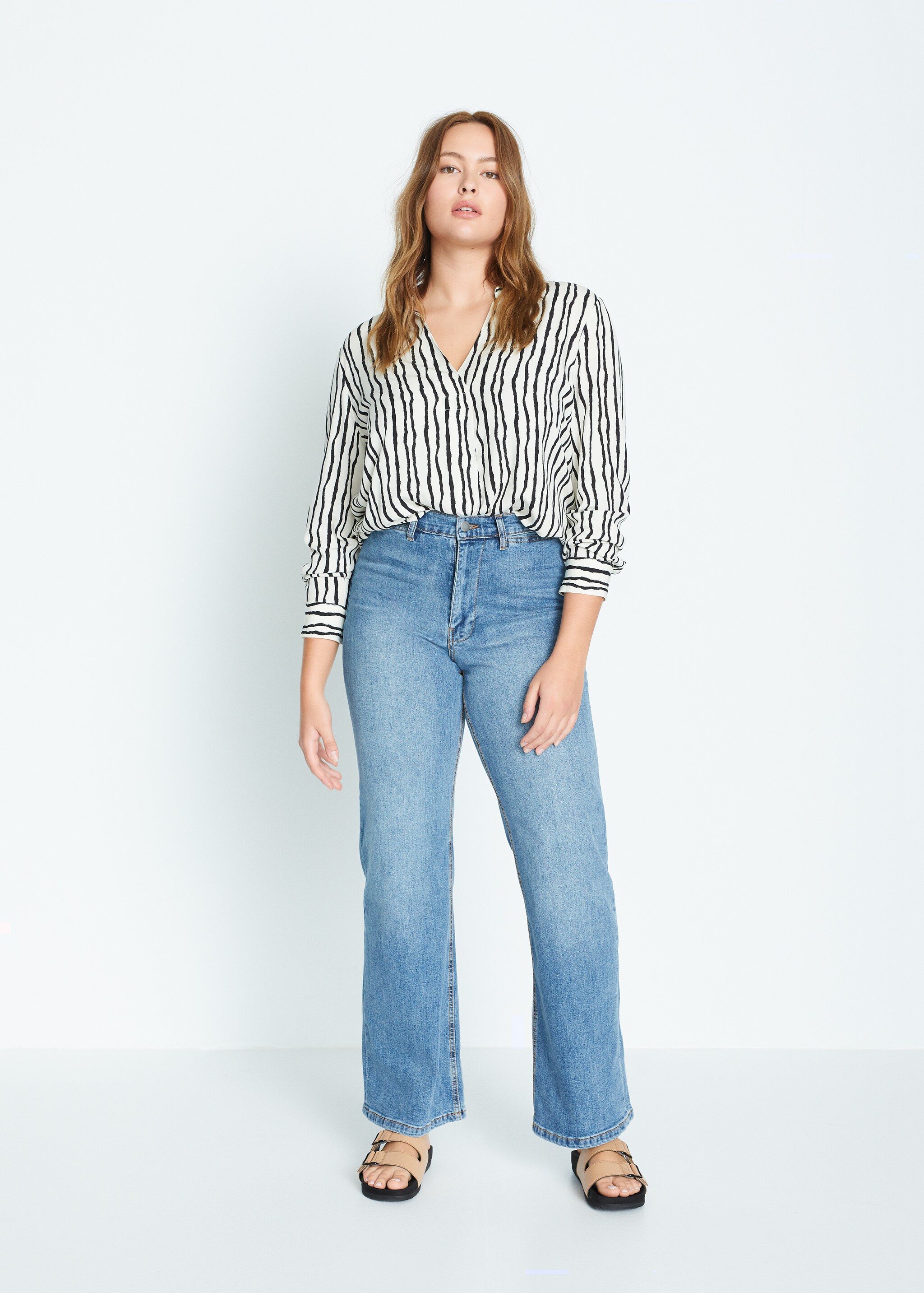 Flowy printed blouse - General plane