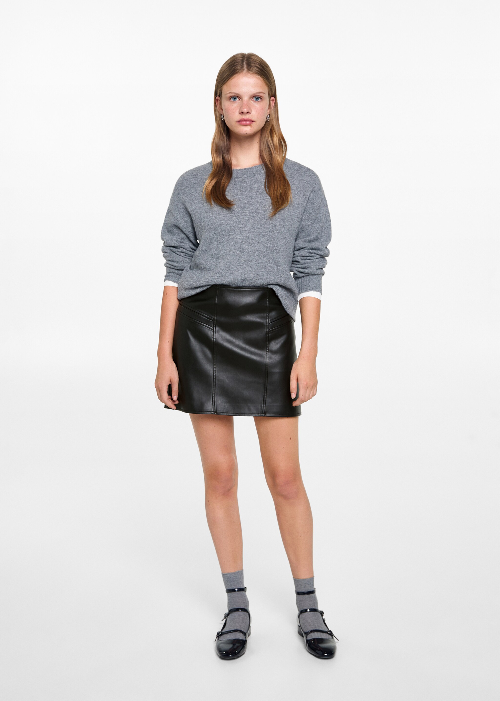 Μίνι φούστα από συνθετικό δέρμα - Γενικό πλάνο, Μαύρο. Ref: 77045988-00.