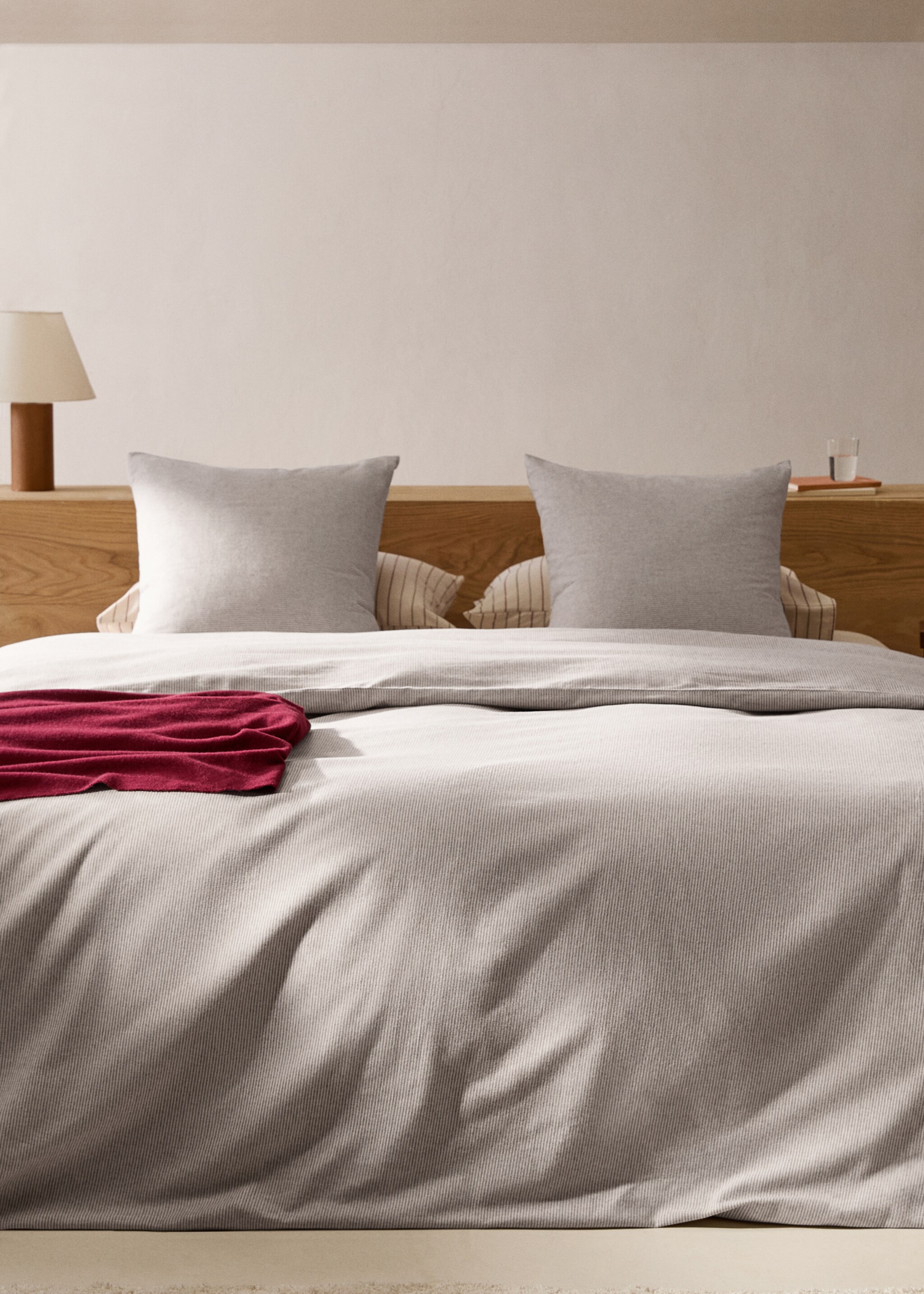 Gestreifter Bettbezug aus Baumwoll-Flanell für 180 cm Bett - Allgemeine Ansicht, Beige. Ref: 77047659-00.