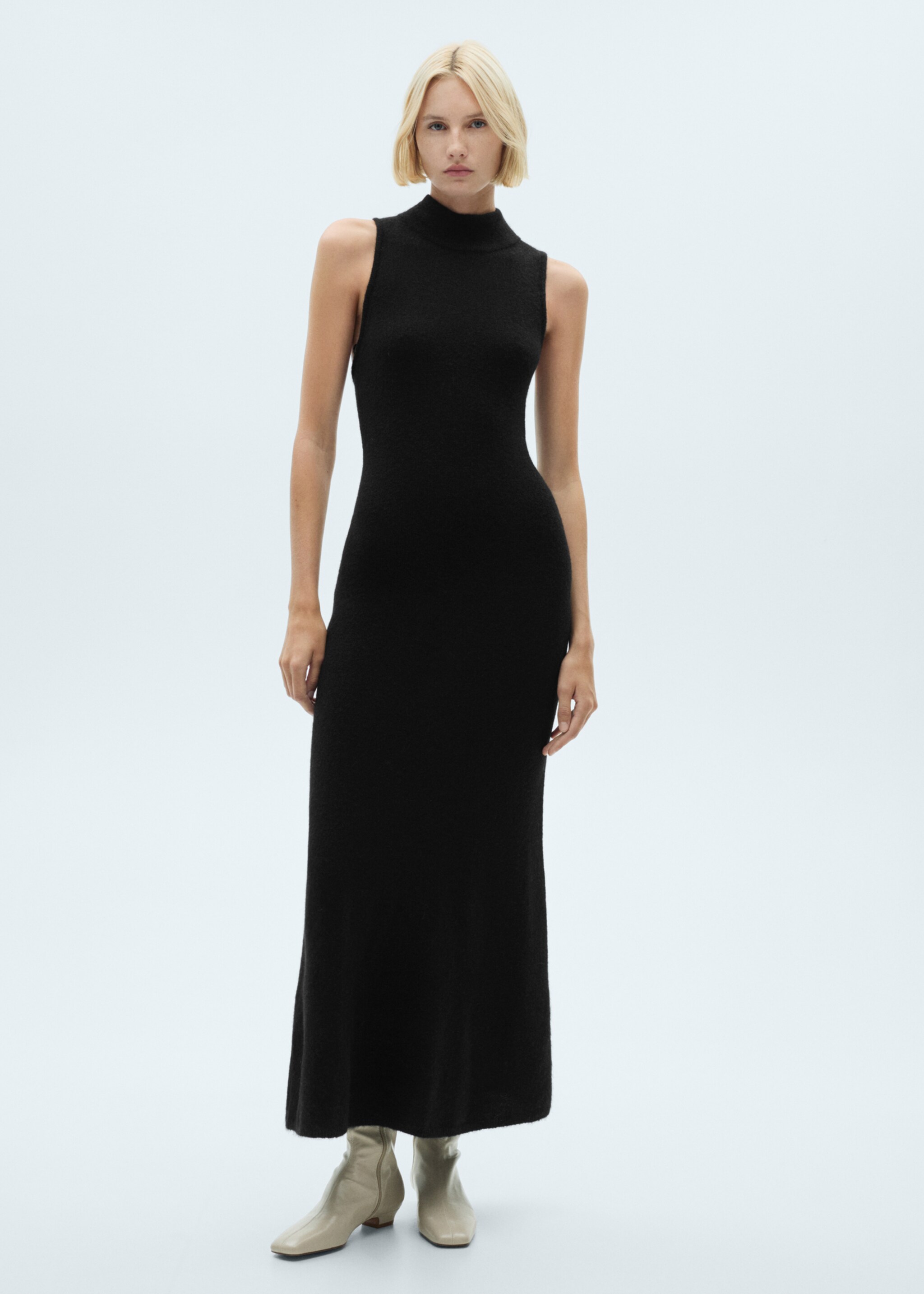 Vestito maglia schiena scoperta - Piano generale, Nero. Ref: 77047662-00.