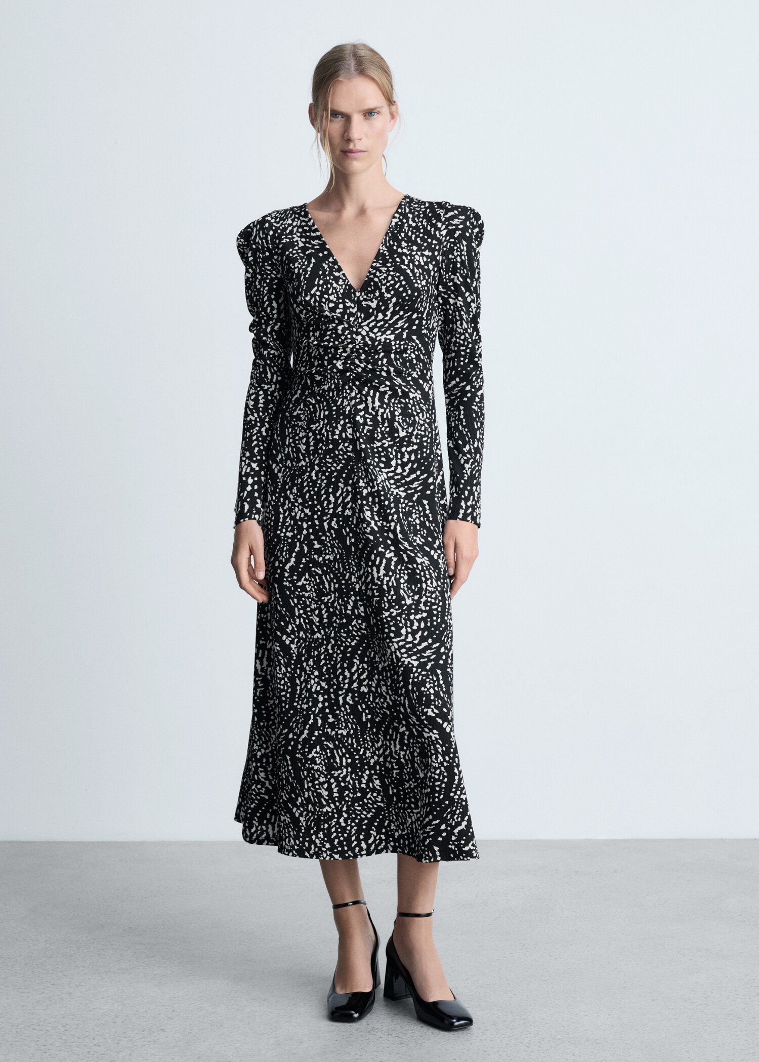 Printed dress with balloon sleeves - General plane