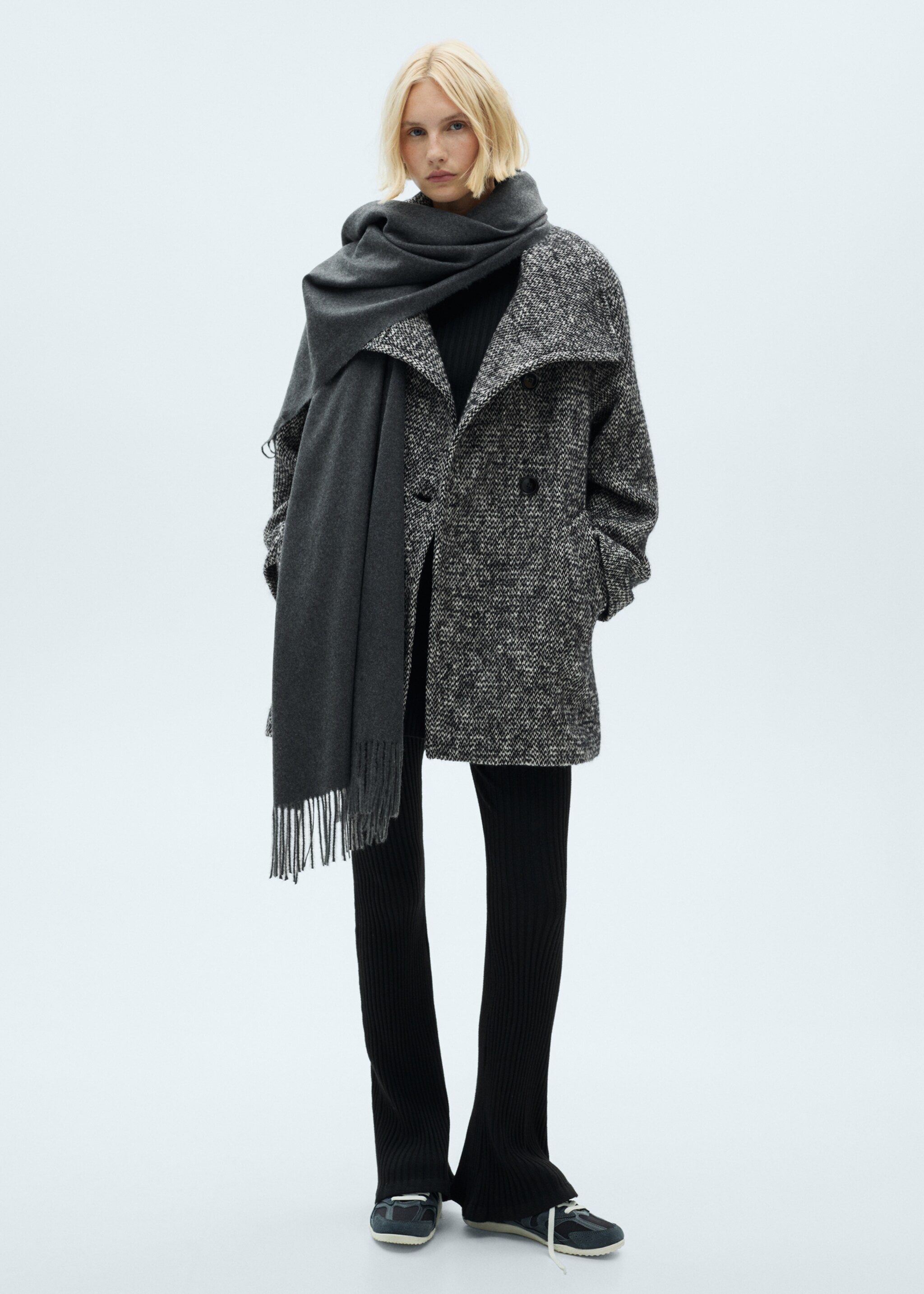 Mottled double-breasted coat - General plane, Black. Ref: 77047722-00.