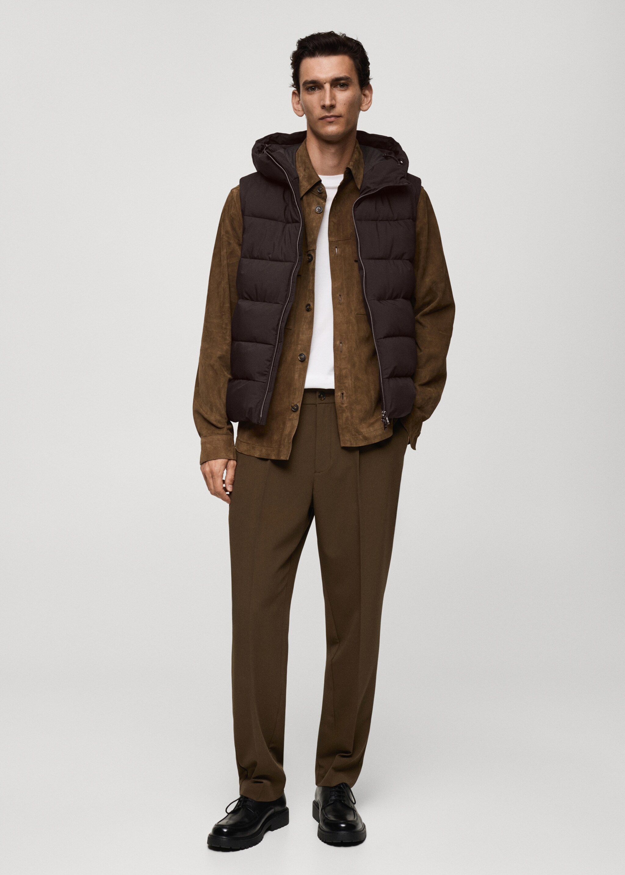 Water-repellent quilted gilet - General plane, Brown. Ref: 77047911-00.