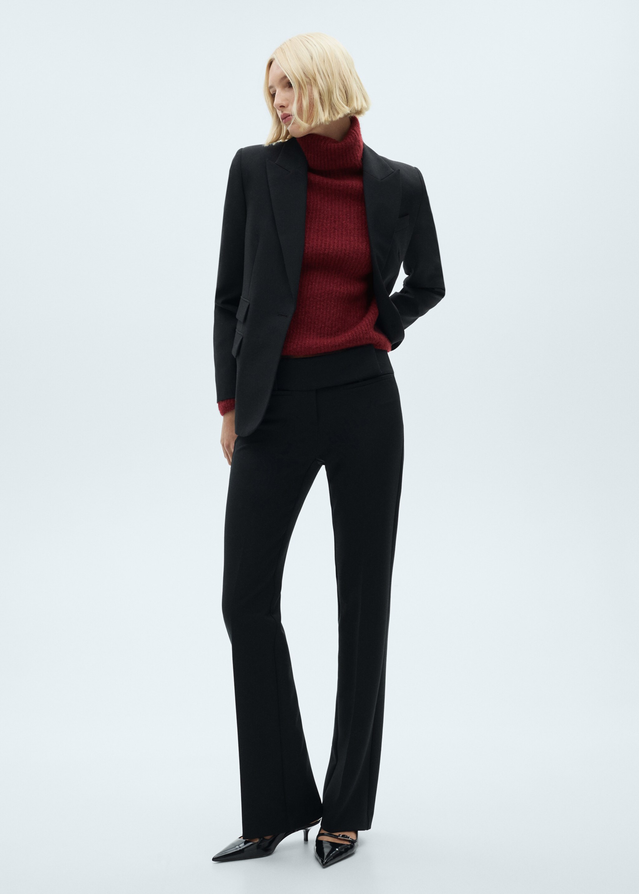 Pull-over maille col roulé - Plan général, Lie de vin. Ref: 77048277-00.