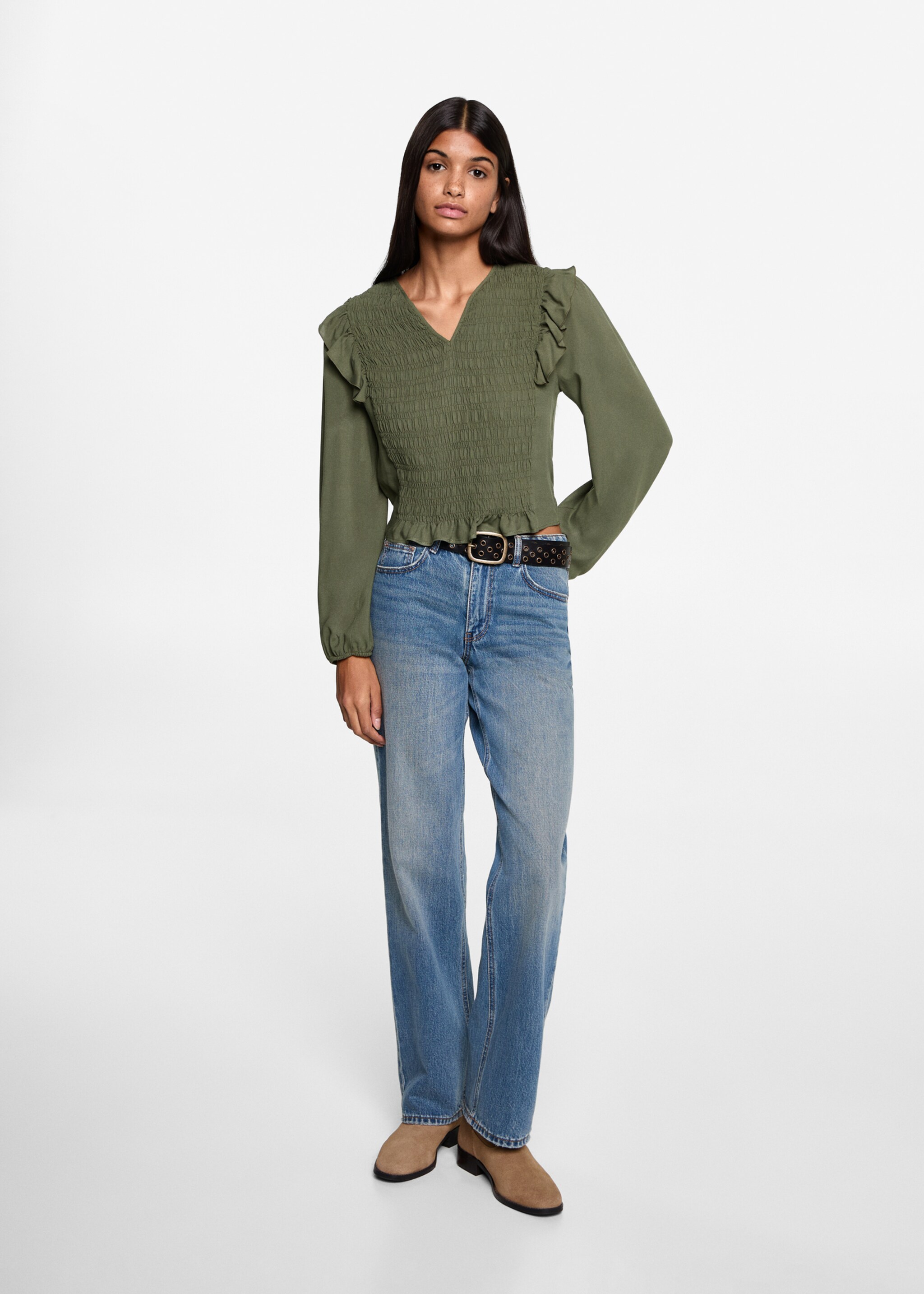 Blusa fruncida volantes - Plano general, Khaki. Ref: 77048286-00.