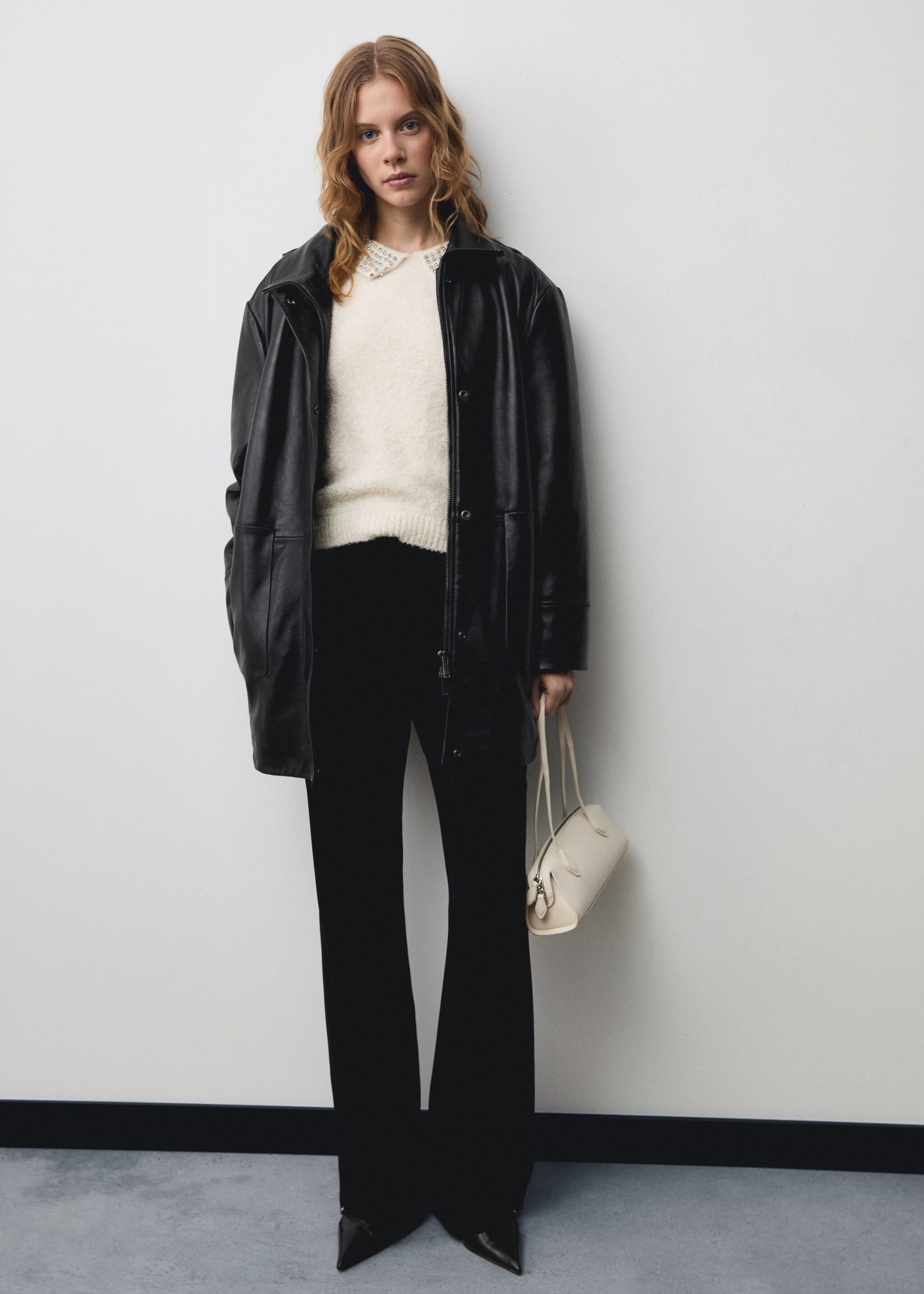 Pullover mit strassverziertem Polo-Kragen - Allgemeine Ansicht, Ecru. Ref: 77049055-00.